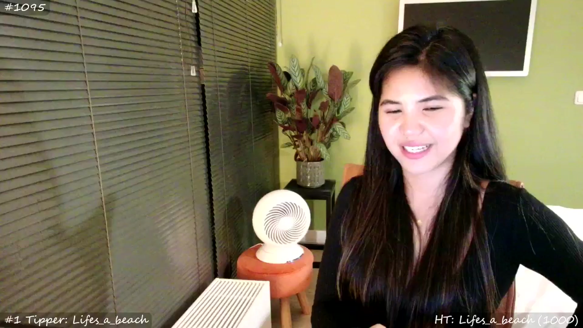 Gallery image thumbnail from MissMasie's myfreecams stream on, 08/29/2025, 21:37 image 11 of 20