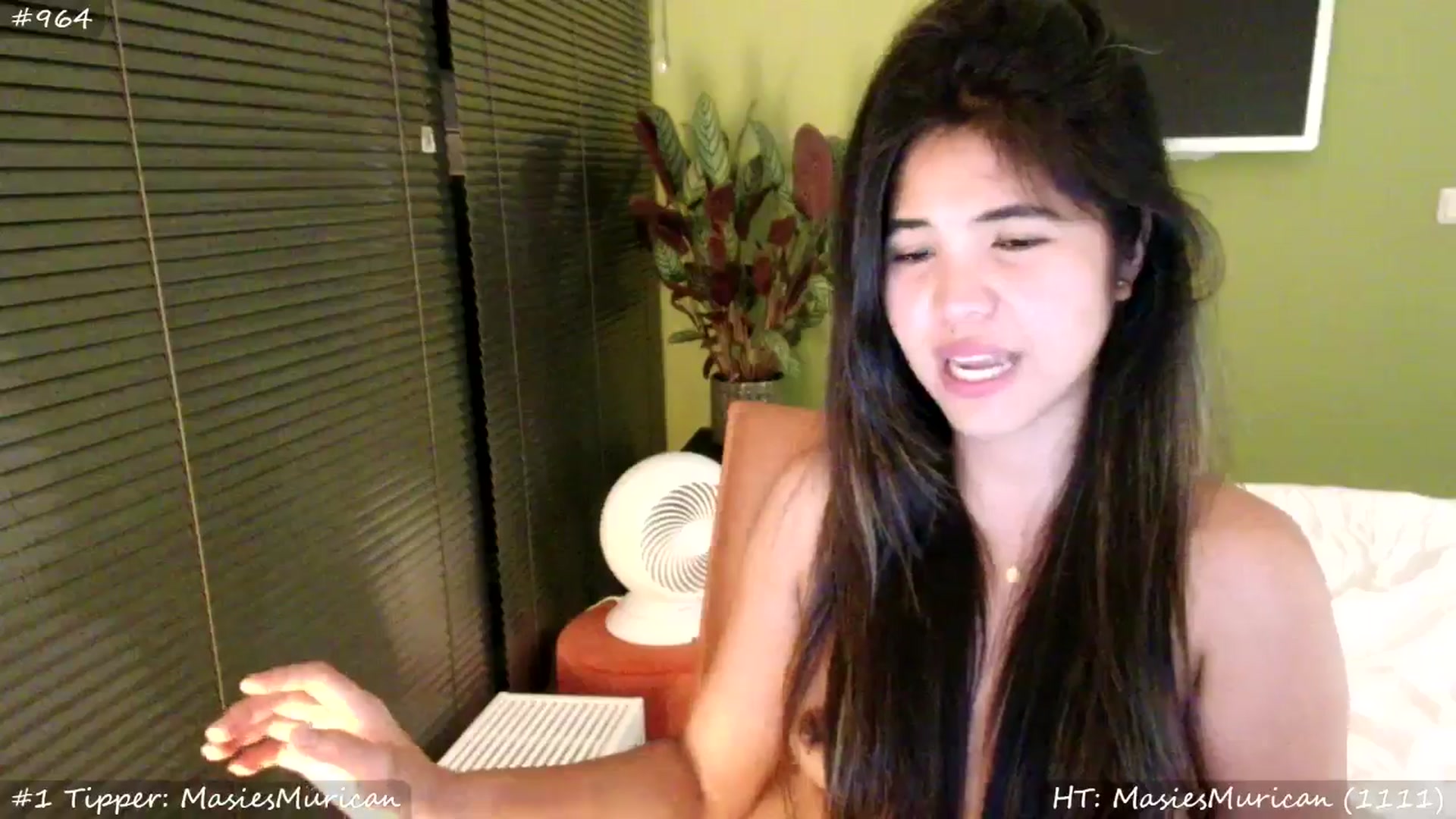Gallery image thumbnail from MissMasie's myfreecams stream on, 08/29/2025, 23:22 image 12 of 20