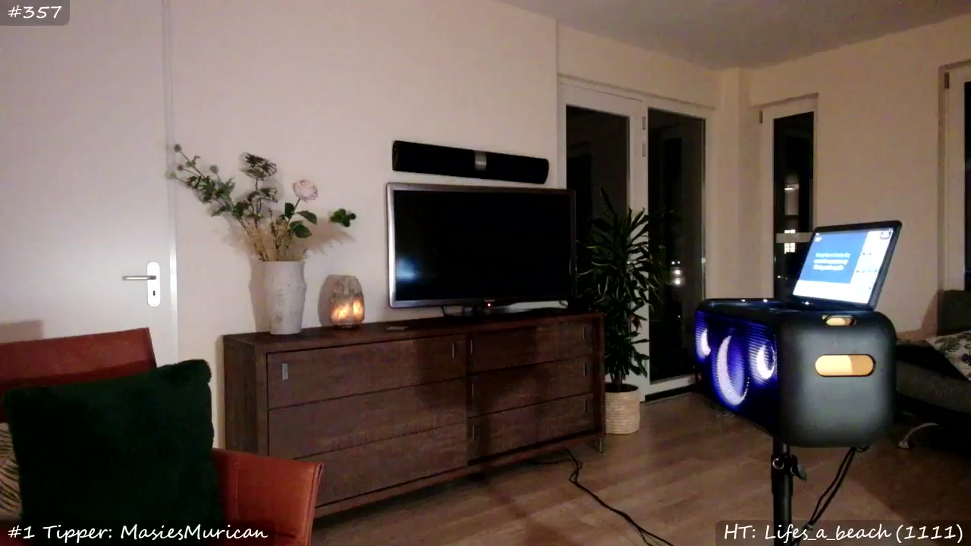 Gallery image thumbnail from MissMasie's myfreecams stream on, 09/21/2025, 22:31 image 17 of 20