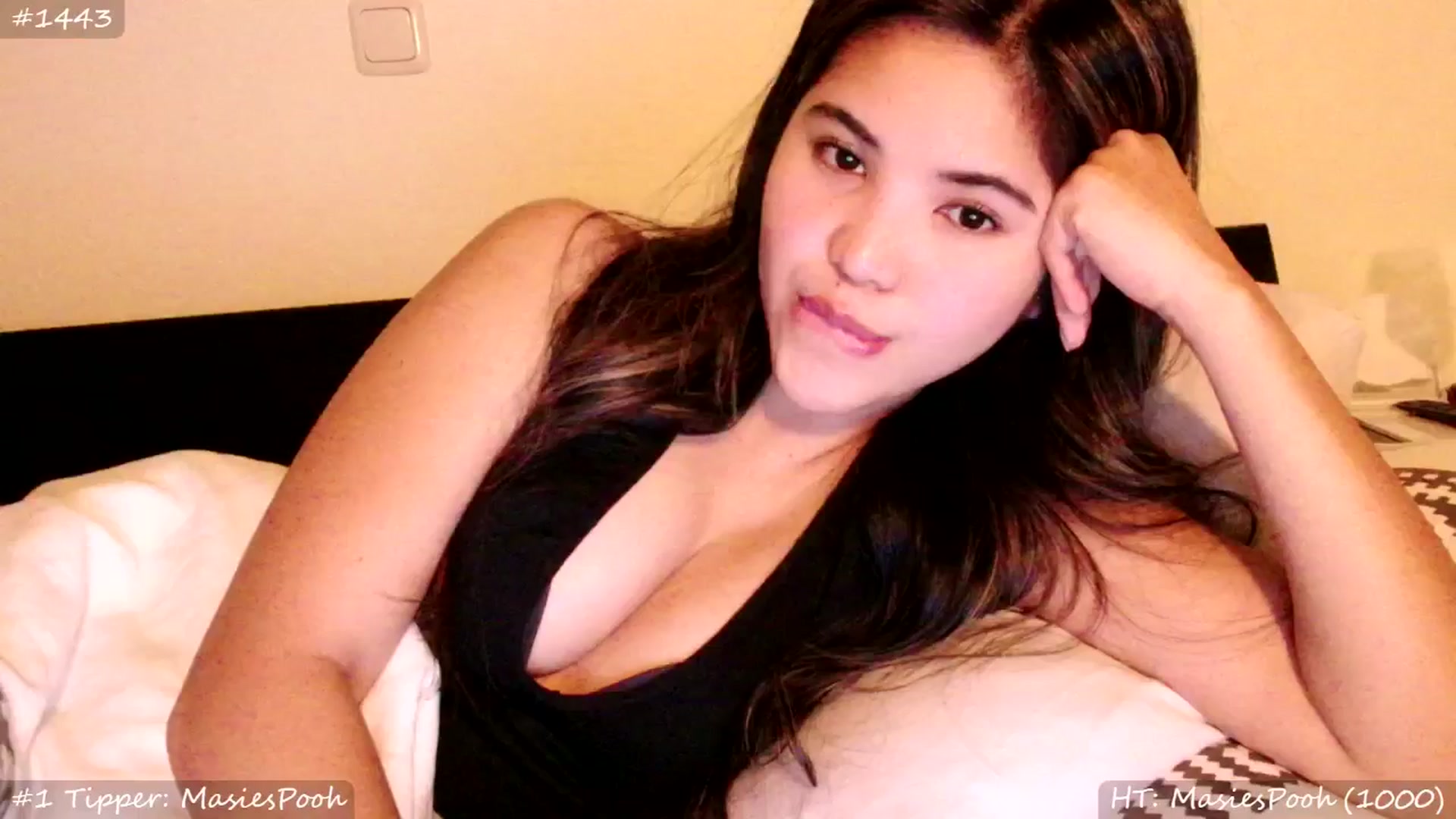 Gallery image thumbnail from MissMasie's myfreecams stream on, 01/09/2026, 23:07 image 1 of 20