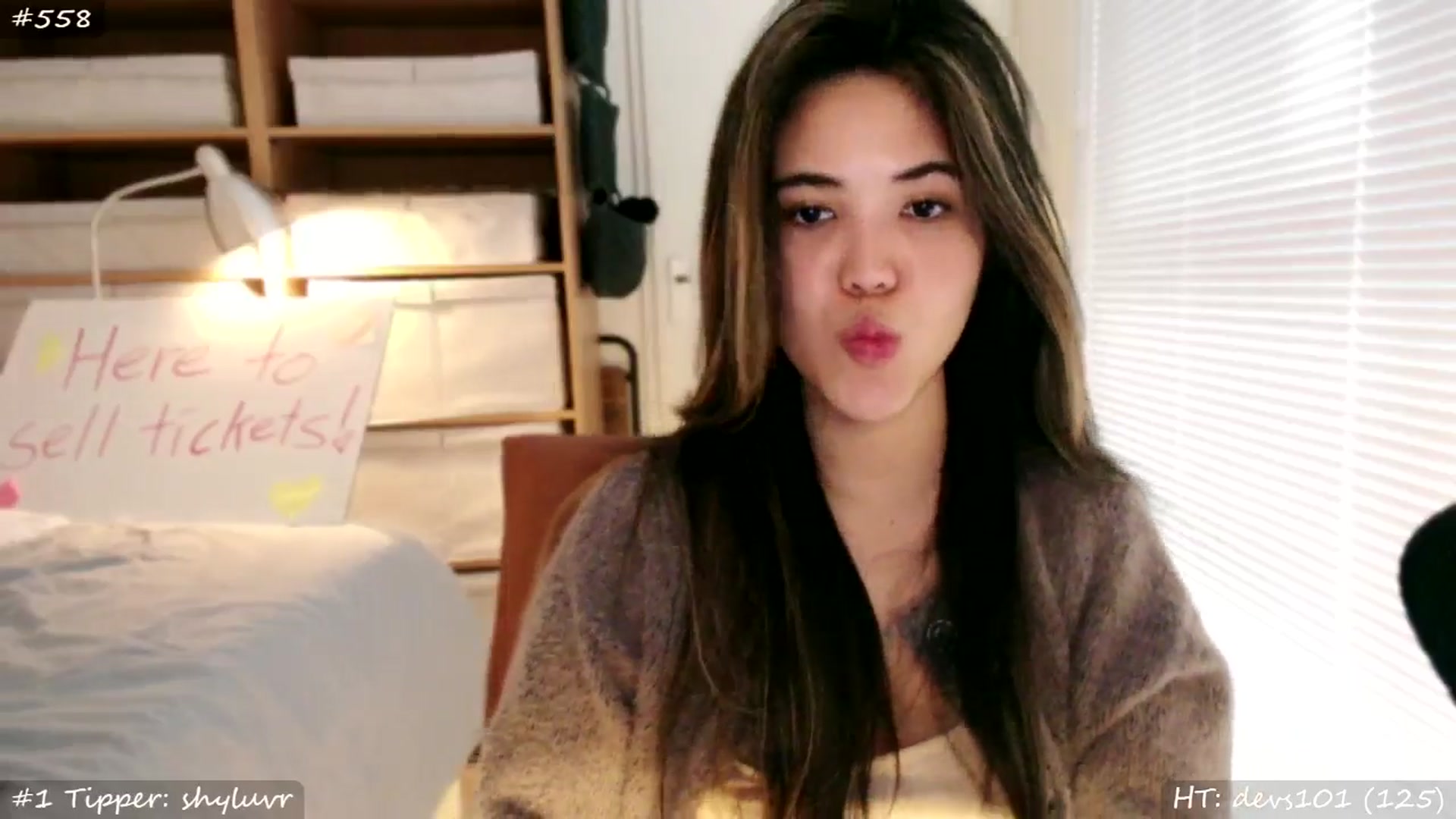 Gallery image thumbnail from MissMasie's myfreecams stream on, 01/25/2026, 10:14 image 2 of 20