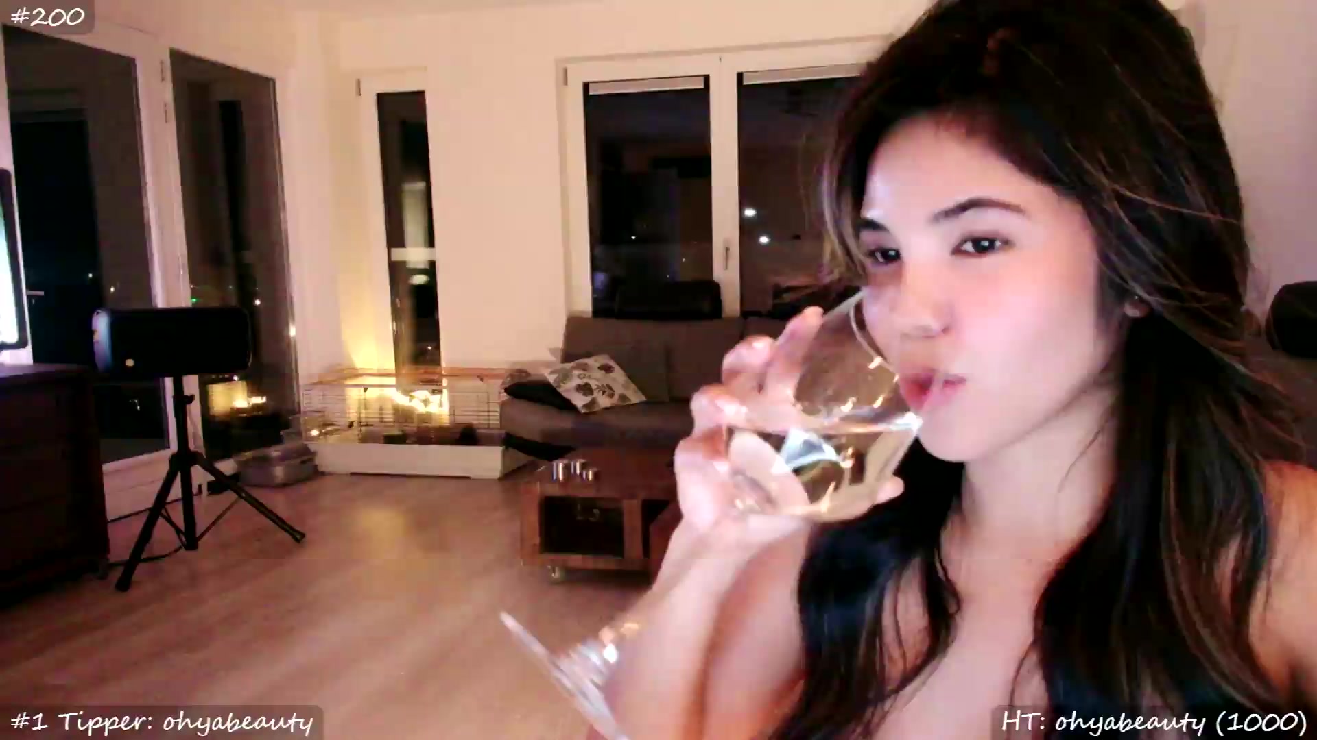 Gallery image thumbnail from MissMasie's myfreecams stream on, 05/17/2026, 24:03 image 17 of 20