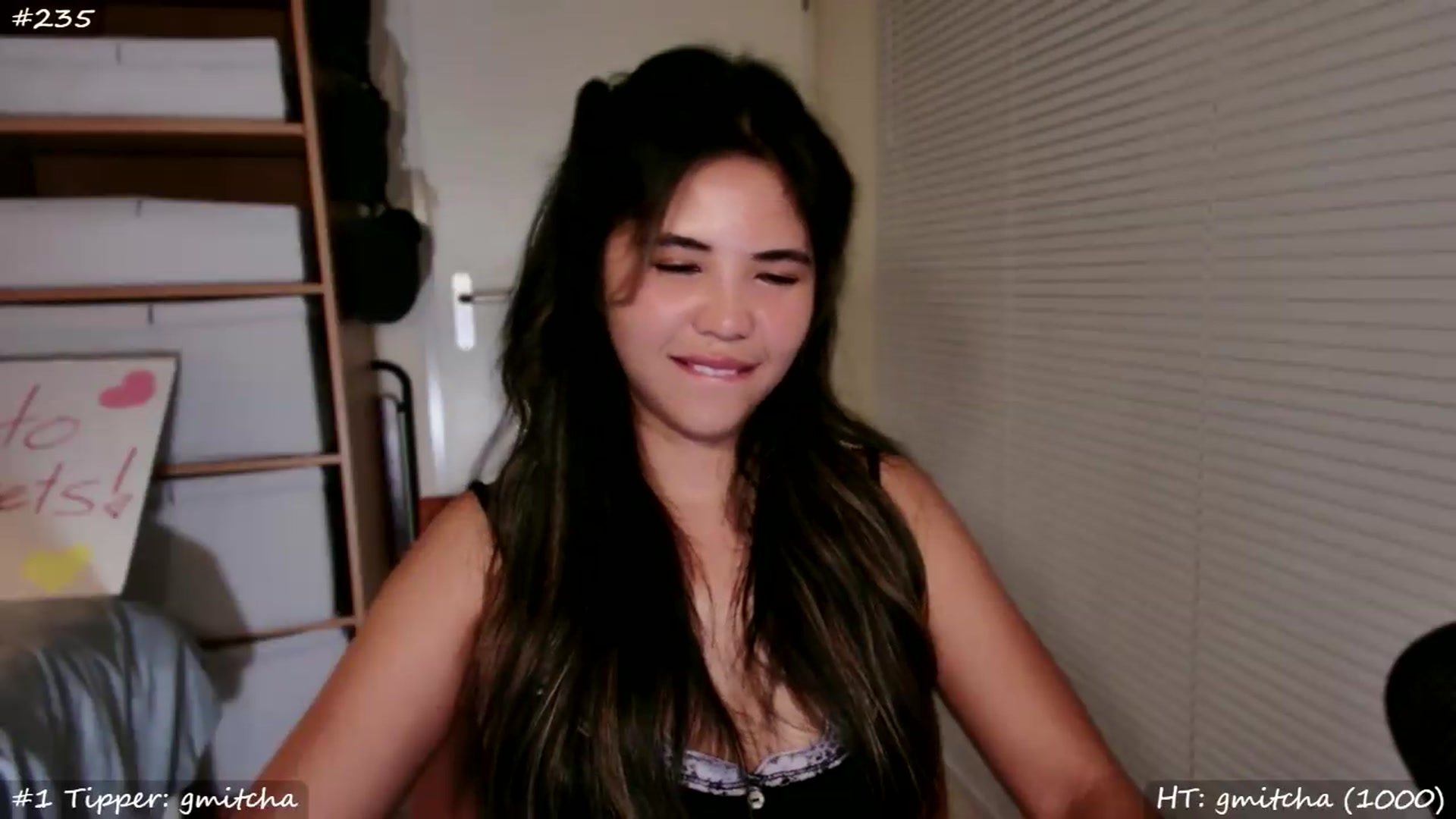 Gallery image thumbnail from MissMasie's myfreecams stream on, 06/27/2026, 24:14 image 14 of 20