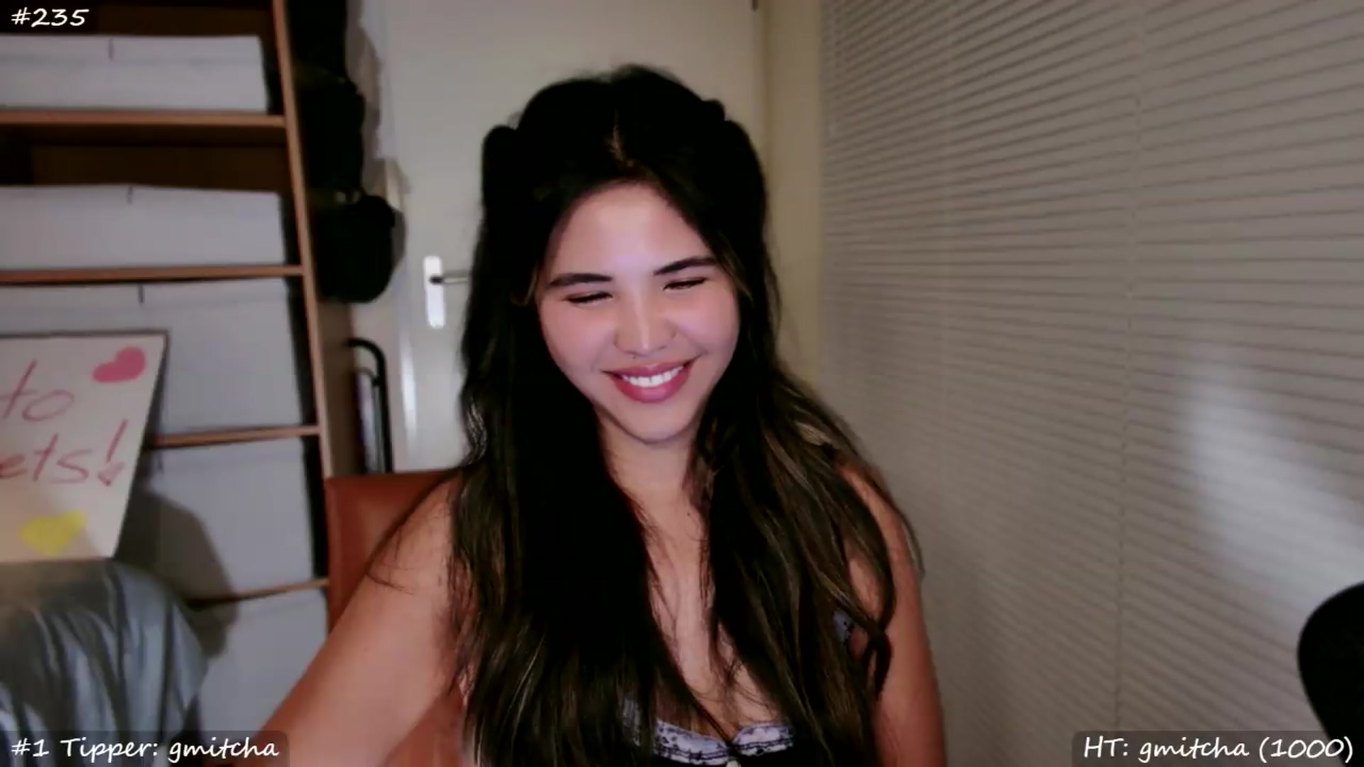 Gallery image thumbnail from MissMasie's myfreecams stream on, 06/27/2026, 24:14 image 13 of 20
