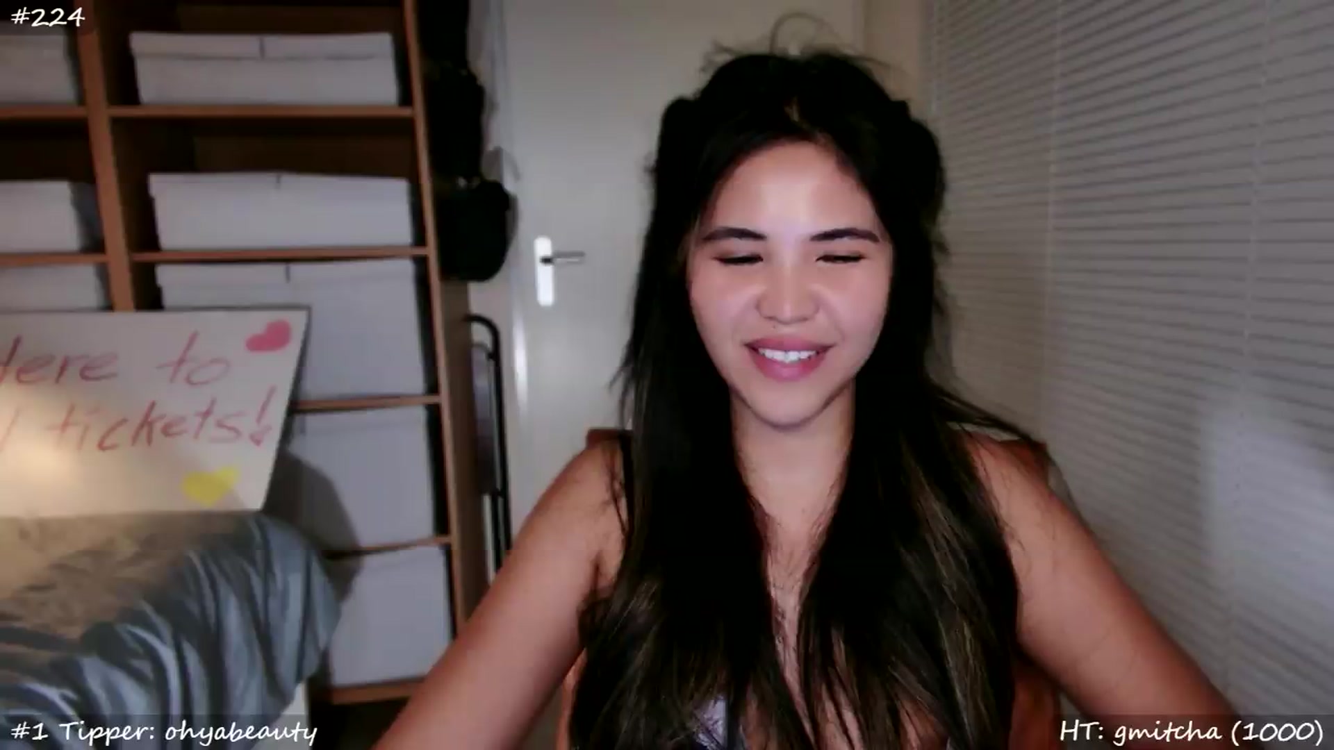 Gallery image thumbnail from MissMasie's myfreecams stream on, 06/27/2026, 01:30 image 14 of 20