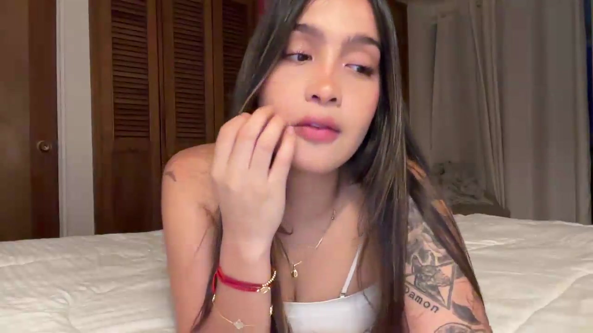Gallery image thumbnail from MissMay's myfreecams stream on, 07/28/2026, 24:07 image 7 of 20