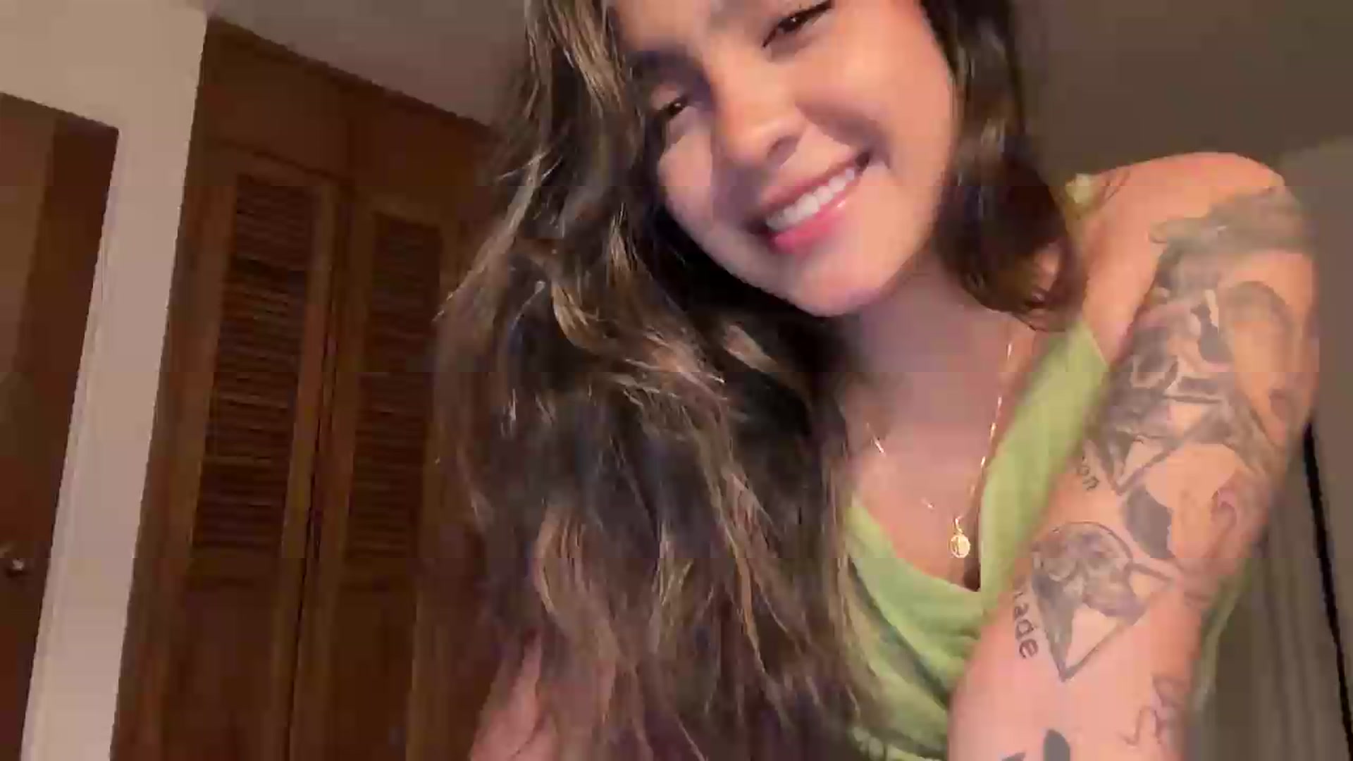 Gallery image thumbnail from MissMay's myfreecams stream on, 08/28/2026, 01:39 image 17 of 20
