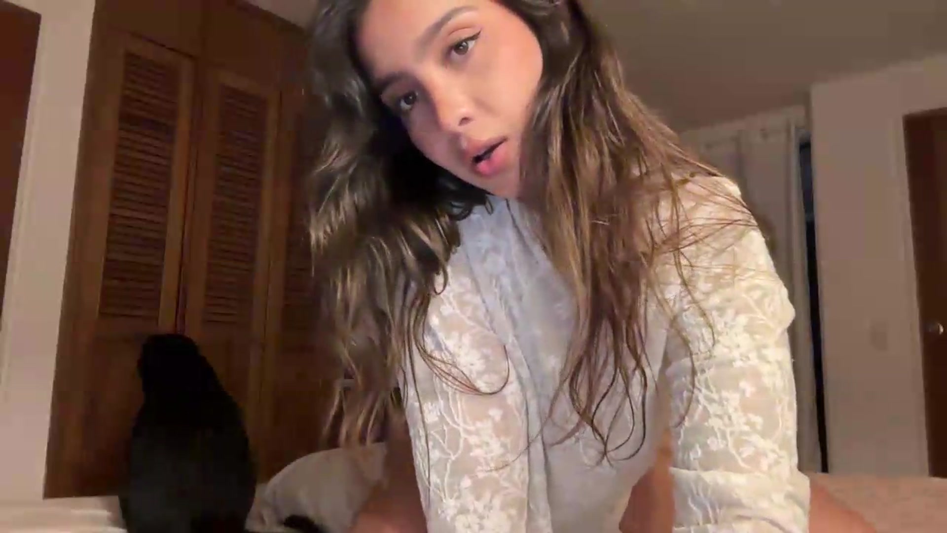 Gallery image thumbnail from MissMay's myfreecams stream on, 09/08/2026, 02:27 image 14 of 20