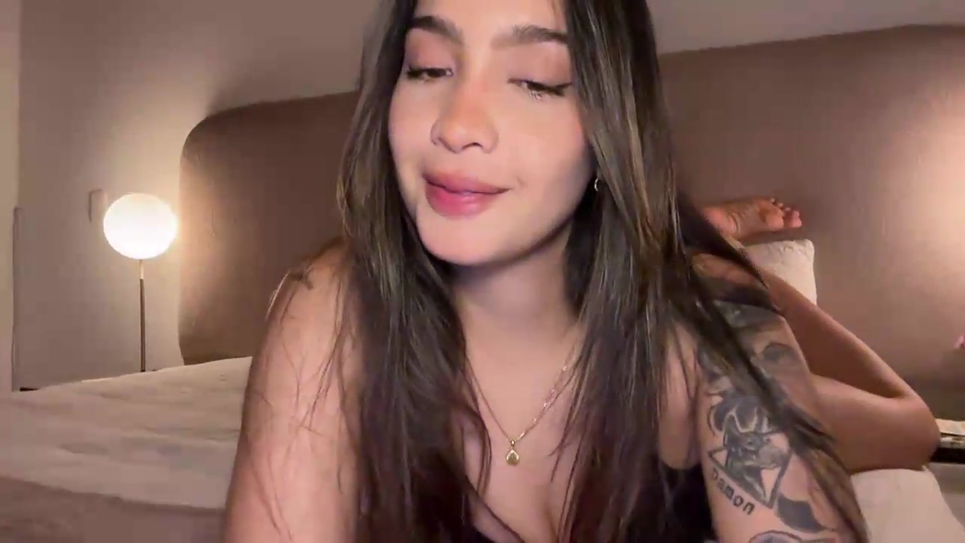 Gallery image thumbnail from MissMay's myfreecams stream on, 09/22/2026, 24:00 image 3 of 20