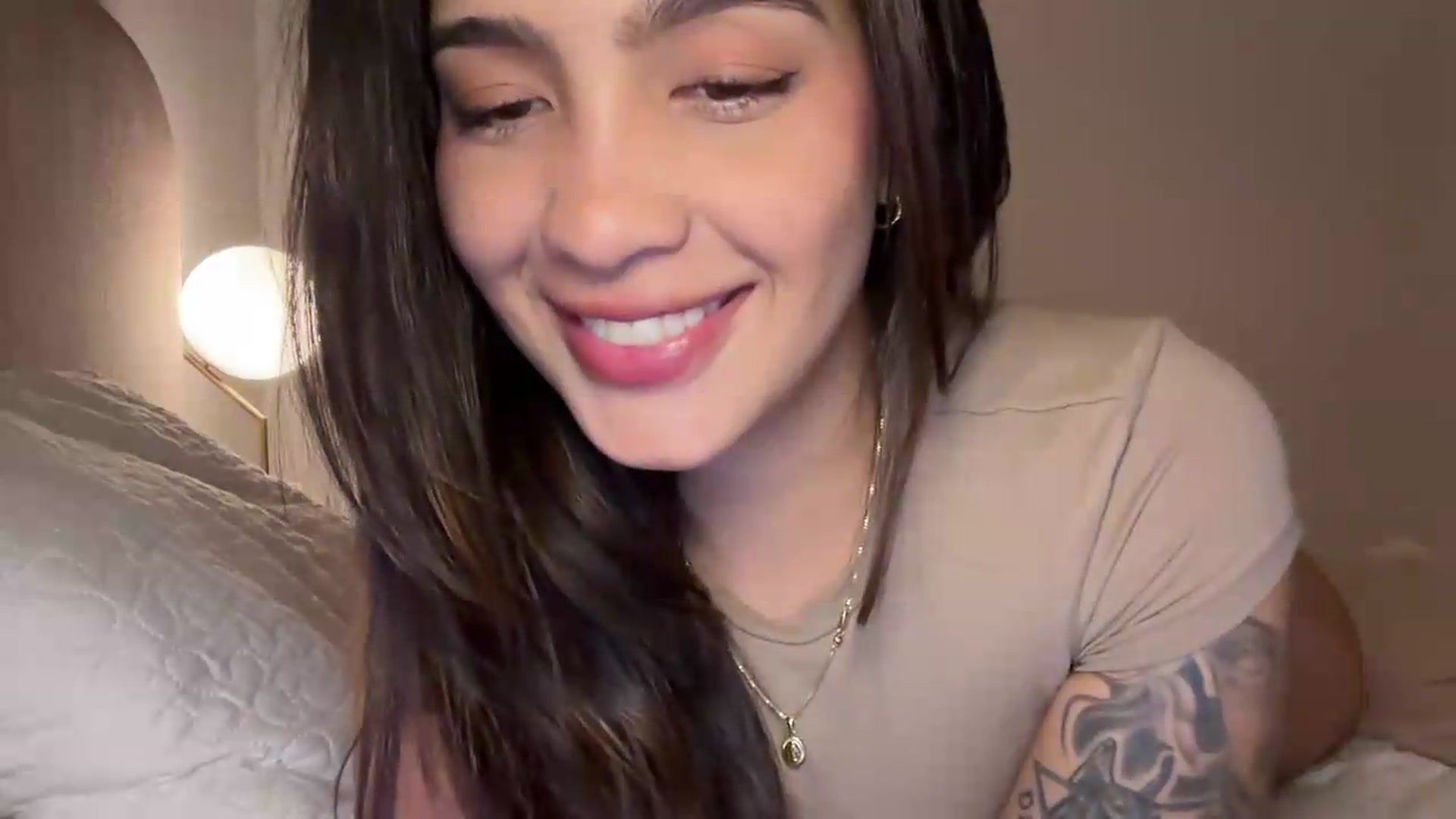 Gallery image thumbnail from MissMay's myfreecams stream on, 09/25/2026, 03:48 image 4 of 20