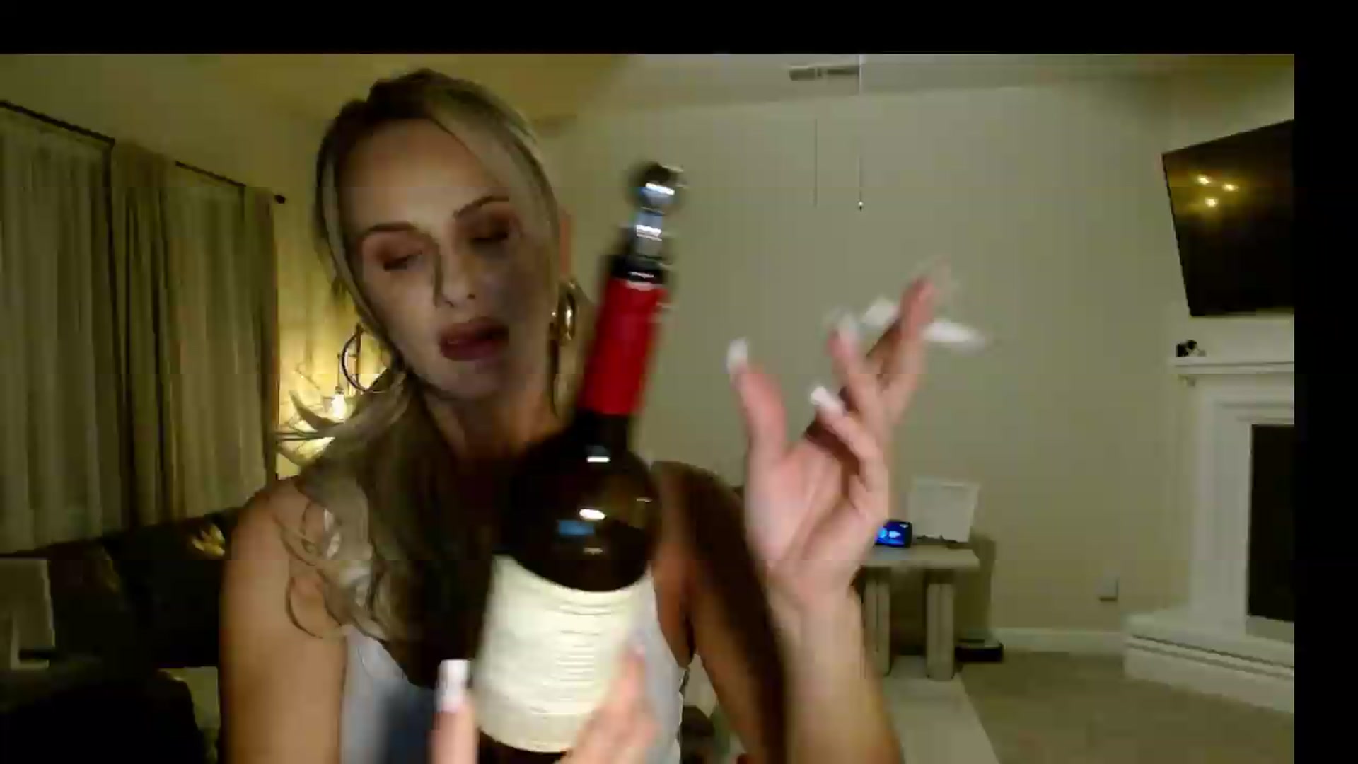 Gallery image thumbnail from MissMayah's myfreecams stream on, 05/31/2026, 04:11 image 18 of 20