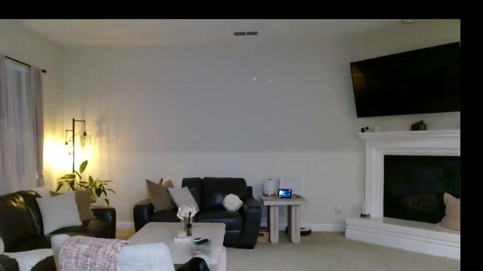 Gallery image thumbnail from MissMayah's myfreecams stream on, 07/10/2026, 07:37 image 6 of 20