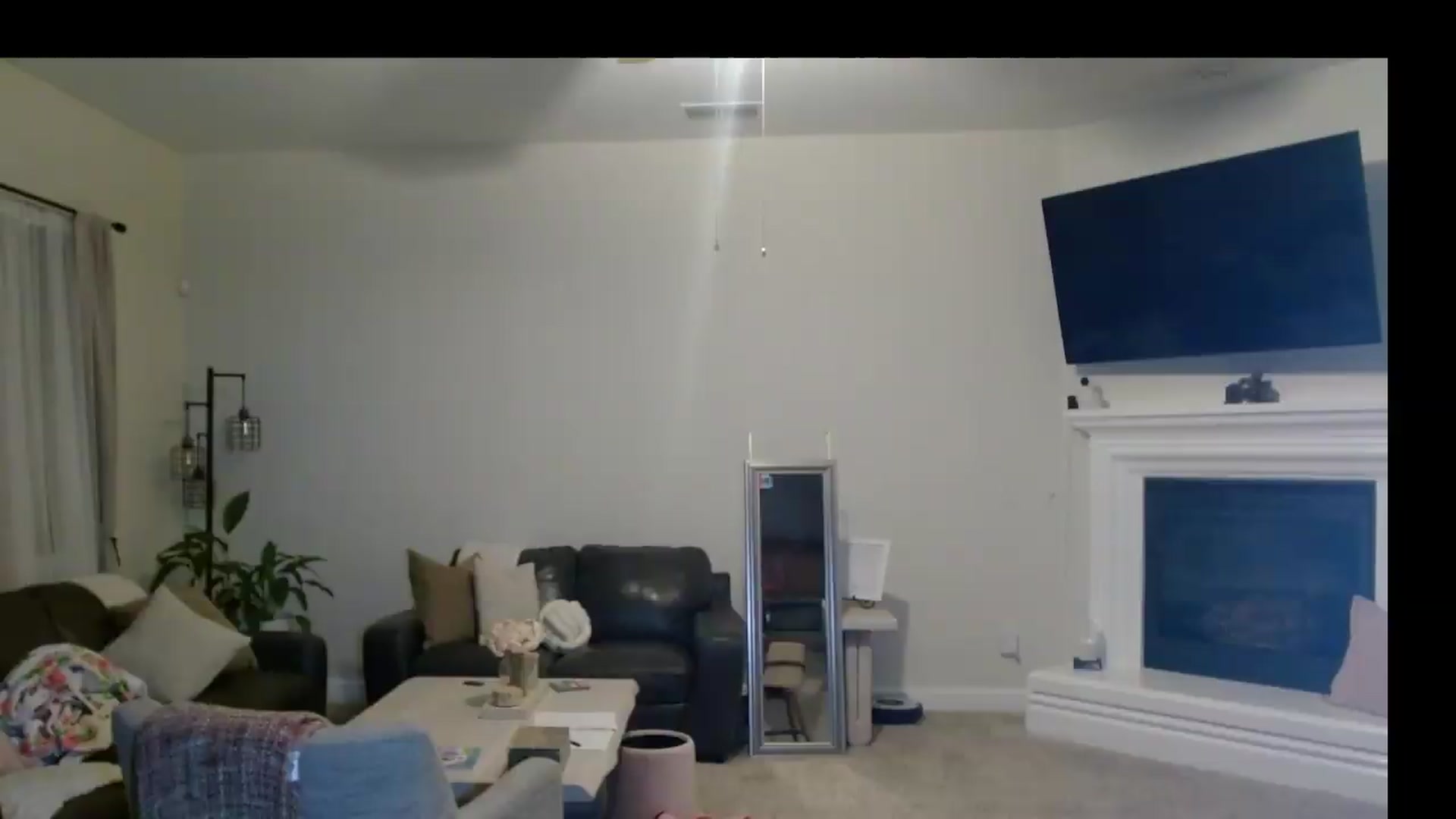 Gallery image thumbnail from MissMayah's myfreecams stream on, 07/19/2026, 08:24 image 3 of 20