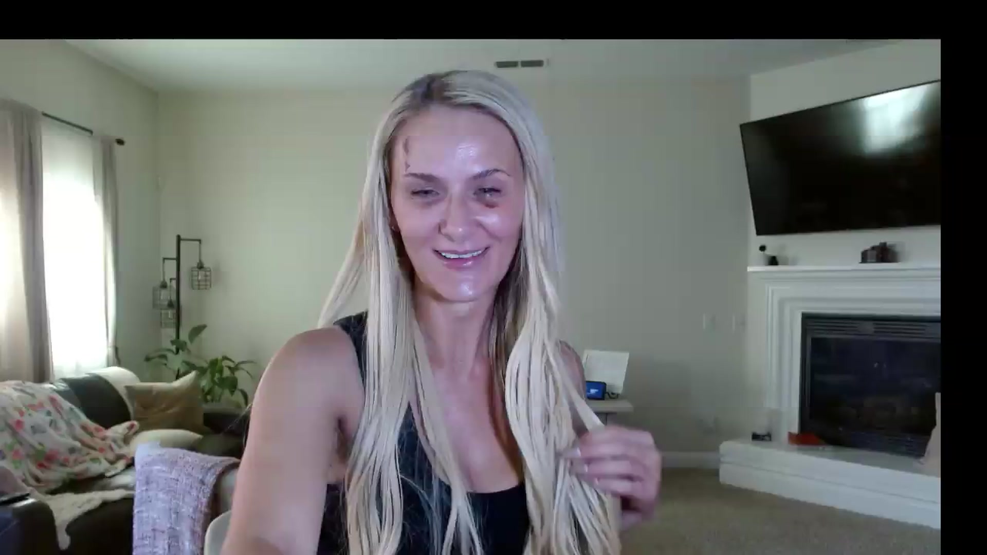 Gallery image thumbnail from MissMayah's myfreecams stream on, 08/10/2026, 02:44 image 6 of 20