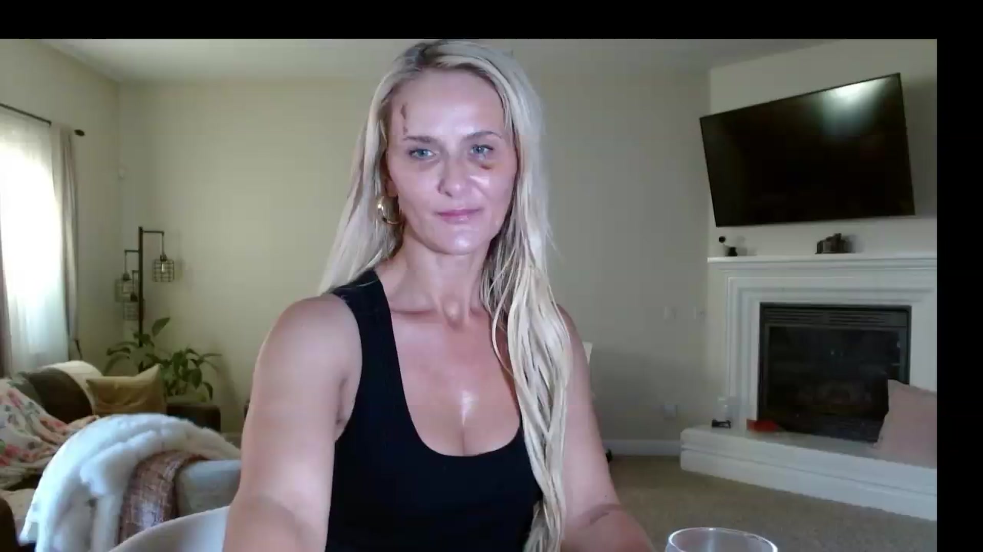 Gallery image thumbnail from MissMayah's myfreecams stream on, 08/10/2026, 02:44 image 11 of 20