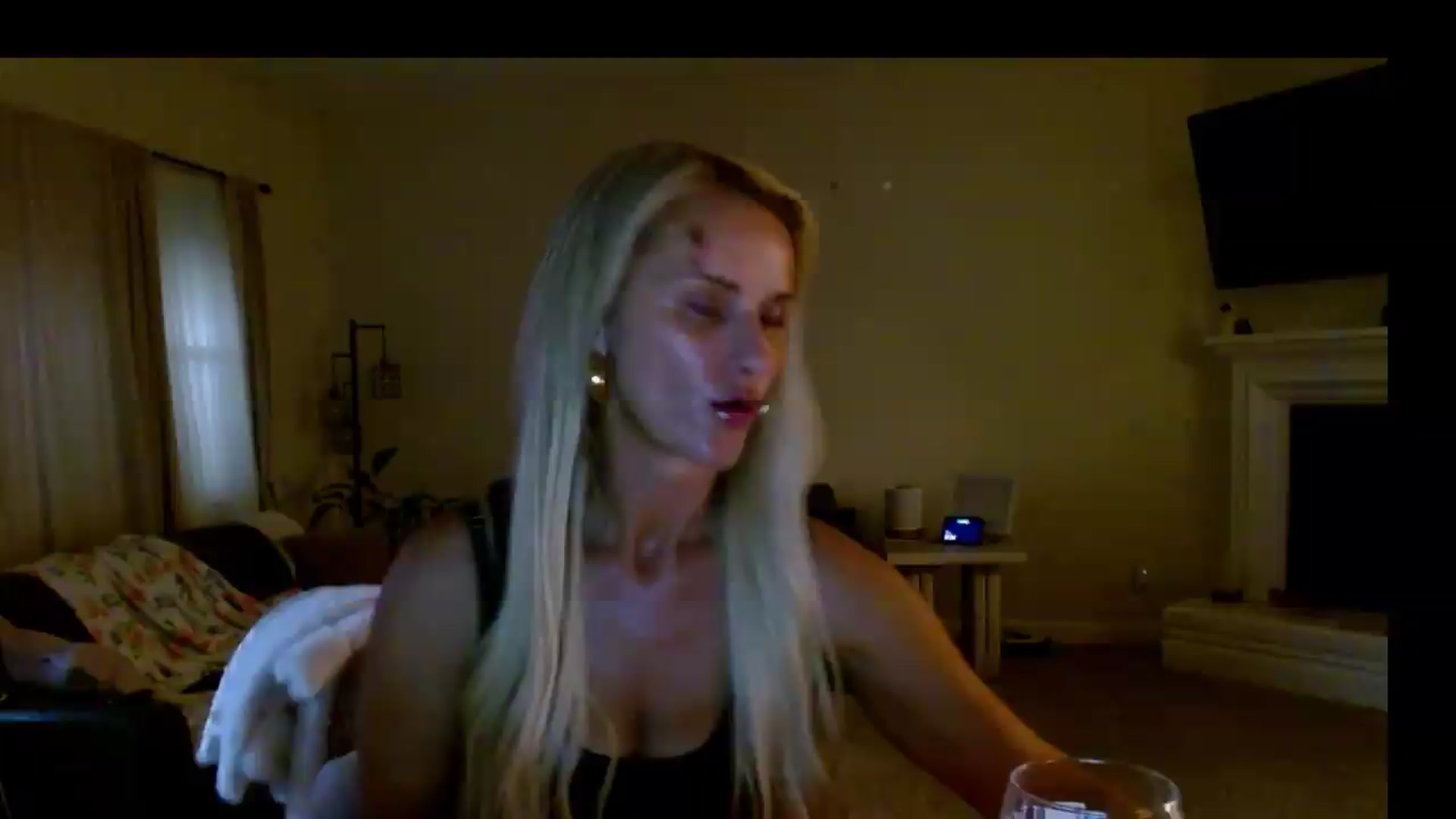 Gallery image thumbnail from MissMayah's myfreecams stream on, 08/10/2026, 03:07 image 19 of 20