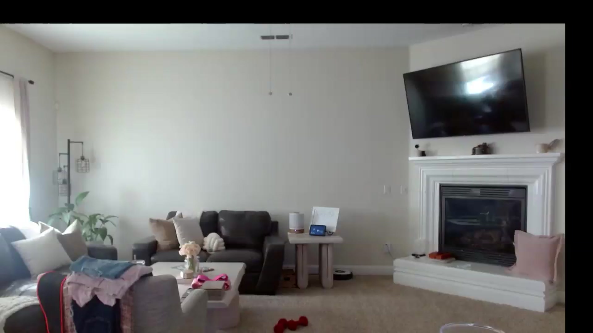 Gallery image thumbnail from MissMayah's myfreecams stream on, 08/18/2026, 01:44 image 4 of 20