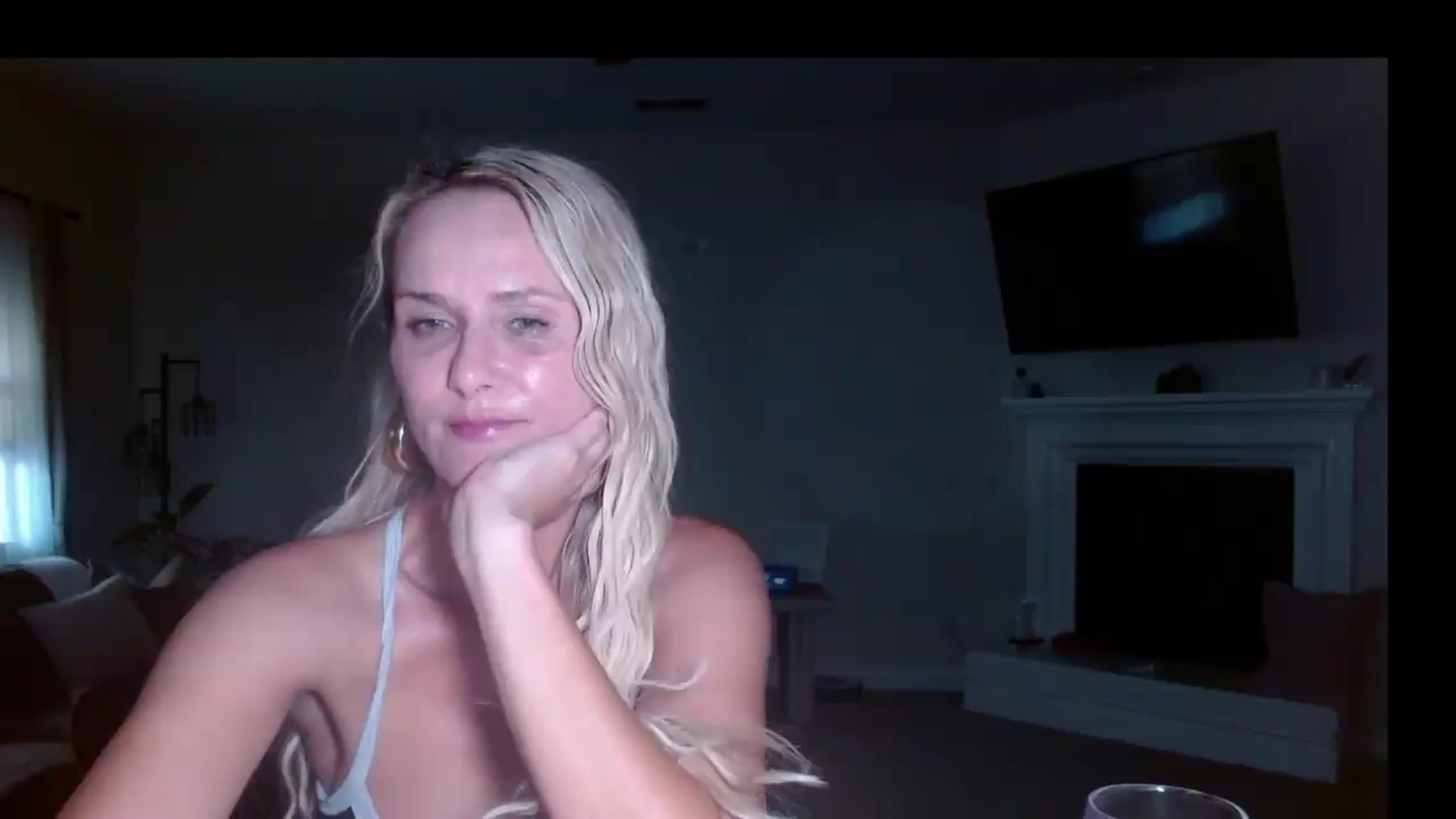 Gallery image thumbnail from MissMayah's myfreecams stream on, 08/18/2026, 02:20 image 20 of 20