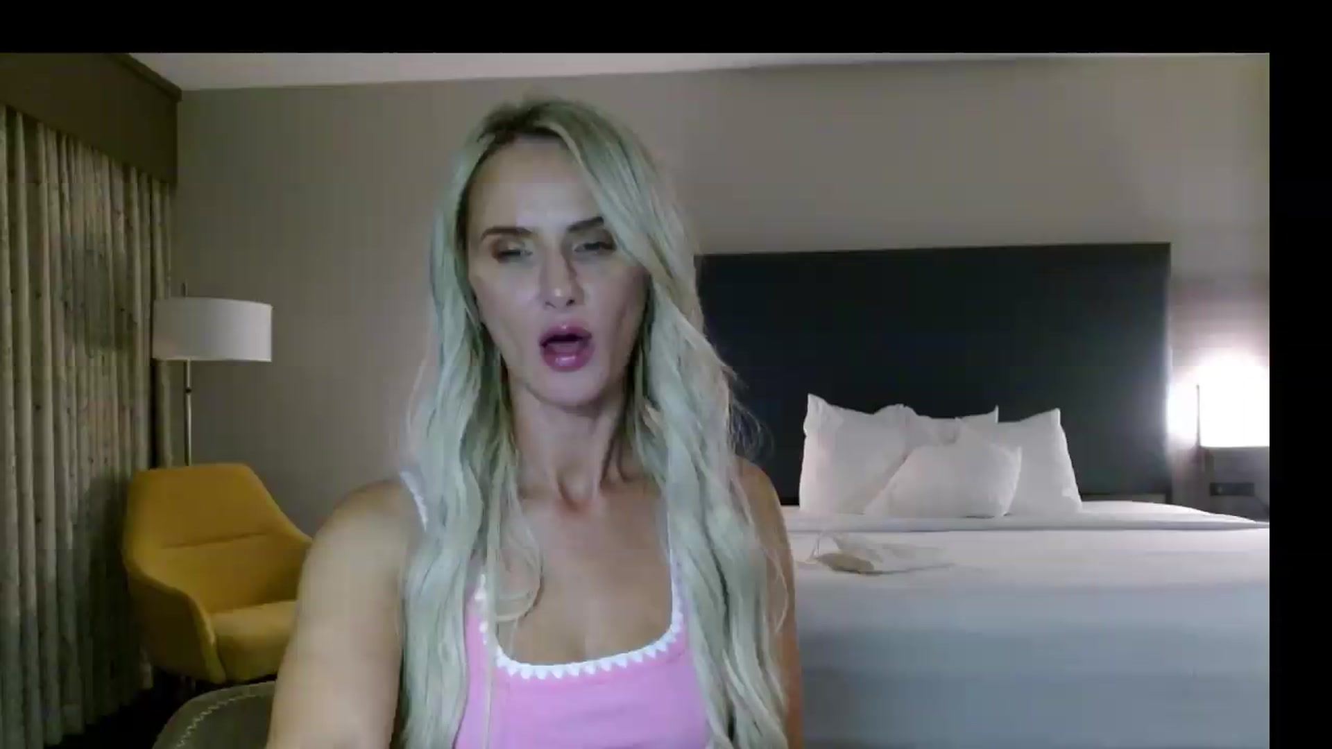 Gallery image thumbnail from MissMayah's myfreecams stream on, 08/22/2026, 05:24 image 1 of 20