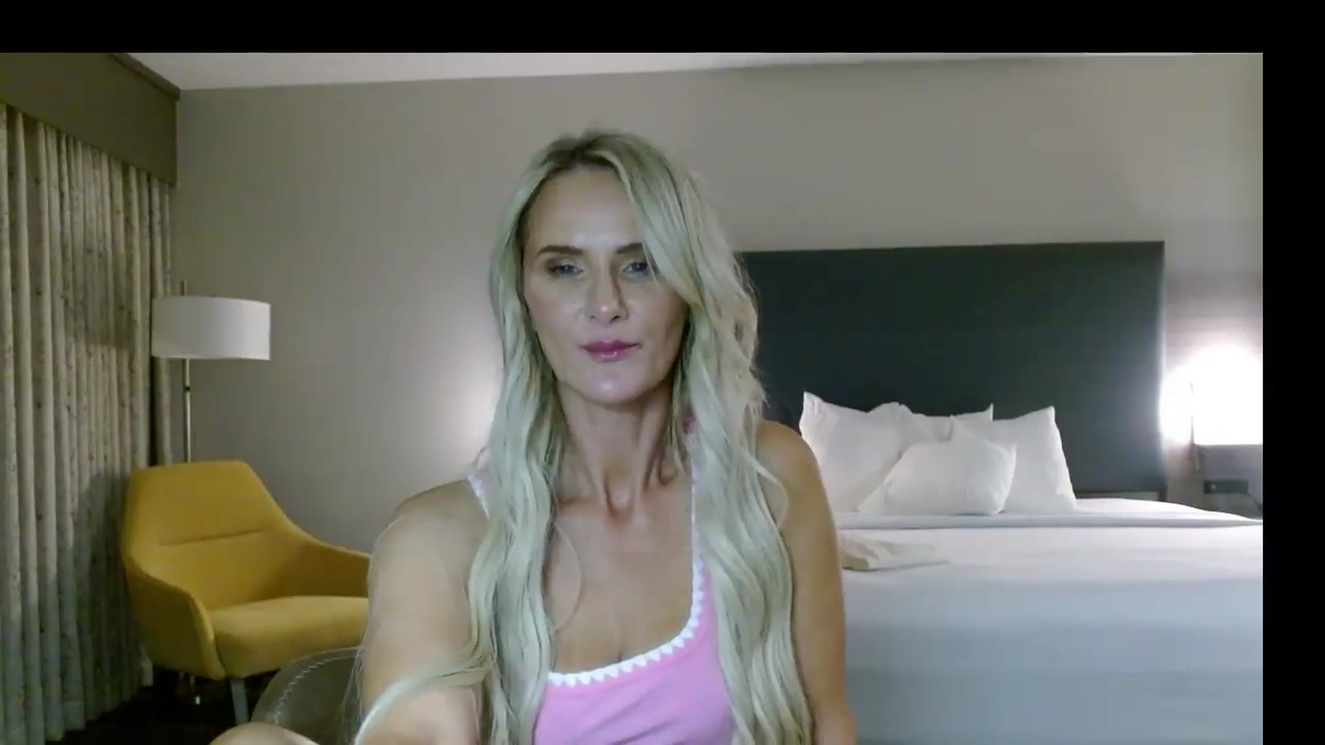 Gallery image thumbnail from MissMayah's myfreecams stream on, 08/22/2026, 05:24 image 2 of 20