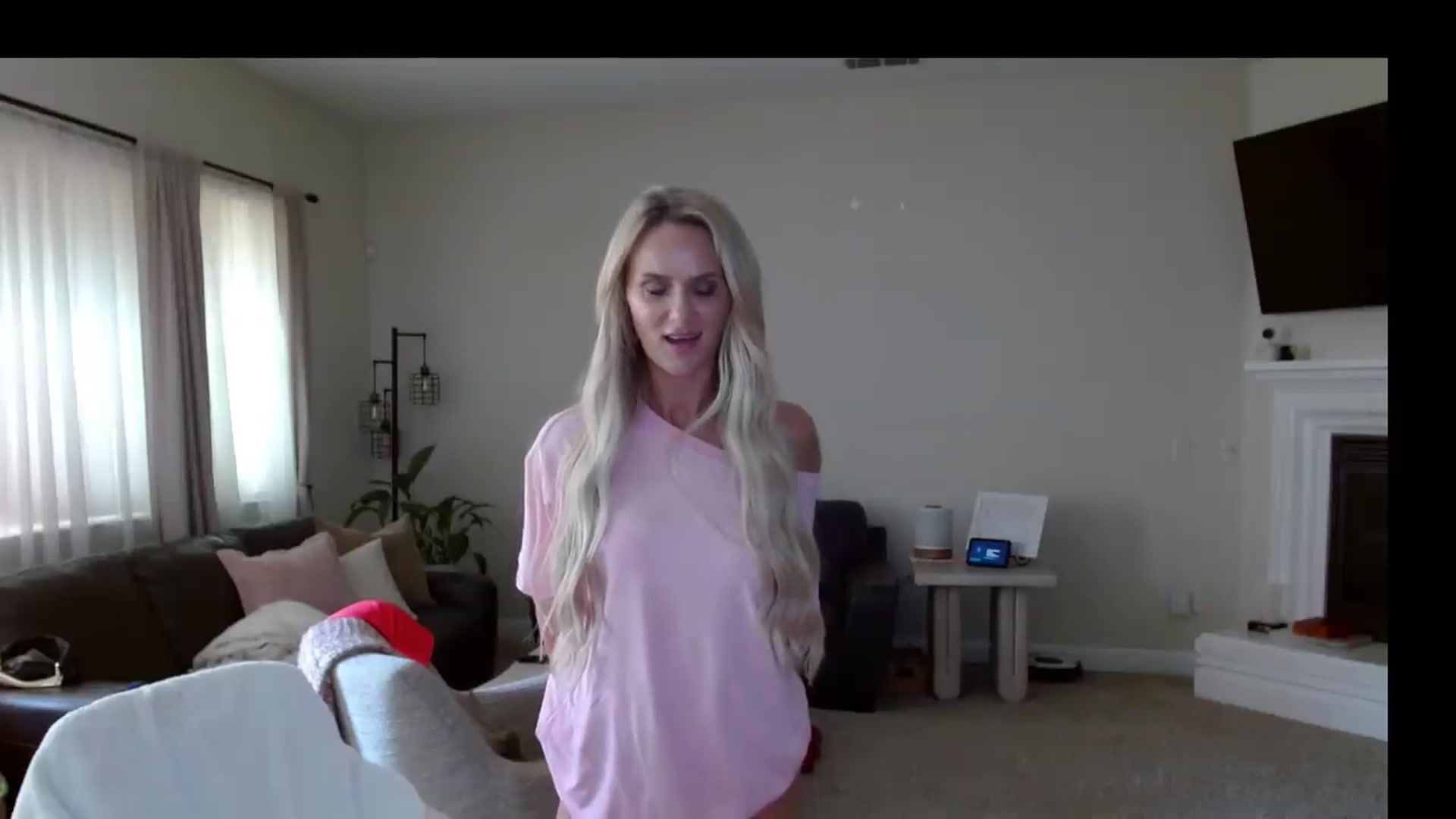 Gallery image thumbnail from MissMayah's myfreecams stream on, 08/23/2026, 22:10 image 20 of 20