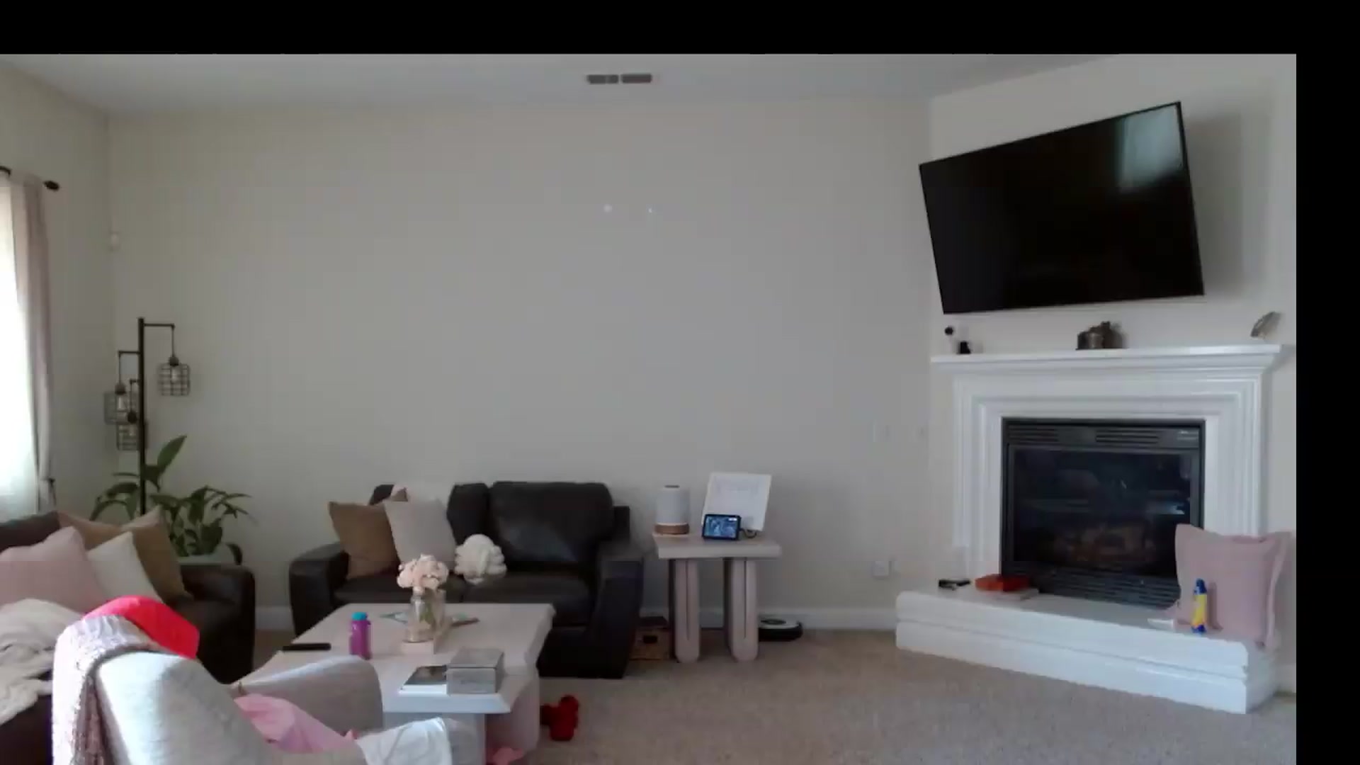 Gallery image thumbnail from MissMayah's myfreecams stream on, 08/23/2026, 23:09 image 9 of 20
