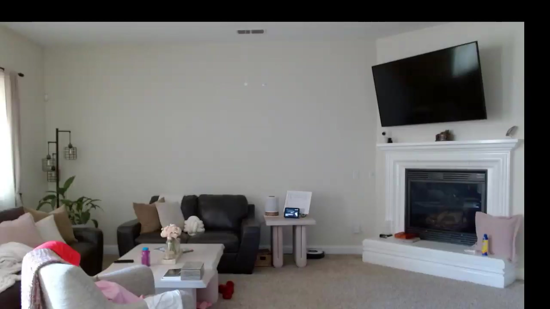 Gallery image thumbnail from MissMayah's myfreecams stream on, 08/23/2026, 23:09 image 8 of 20