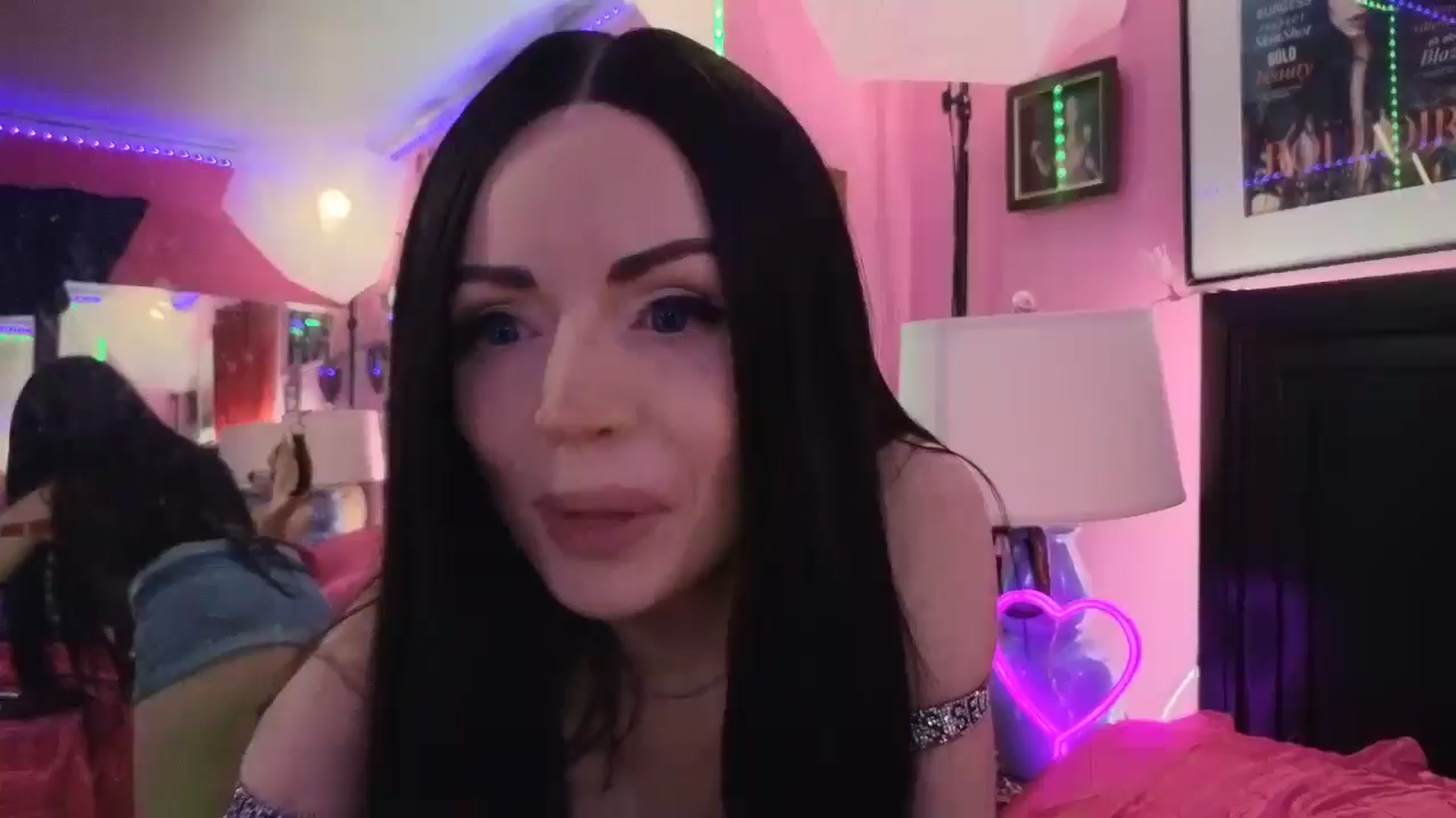 Gallery image thumbnail from MissMeganFux's myfreecams stream on, 08/18/2024, 21:59 image 1 of 20
