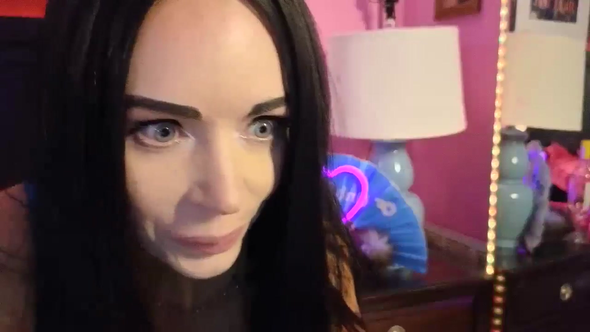 Gallery image thumbnail from MissMeganFux's myfreecams stream on, 09/01/2024, 11:25 image 16 of 20