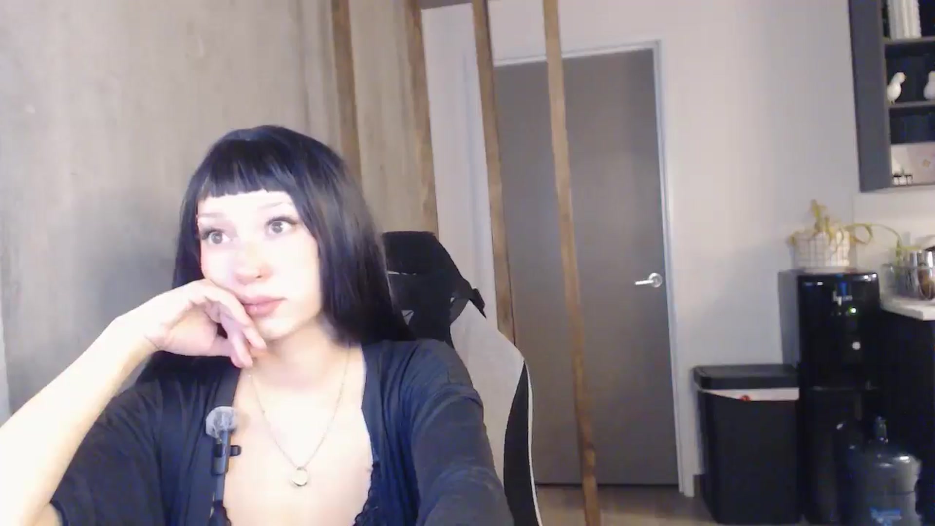 Gallery image thumbnail from MissMegatron's myfreecams stream on, 11/01/2025, 01:30 image 17 of 20