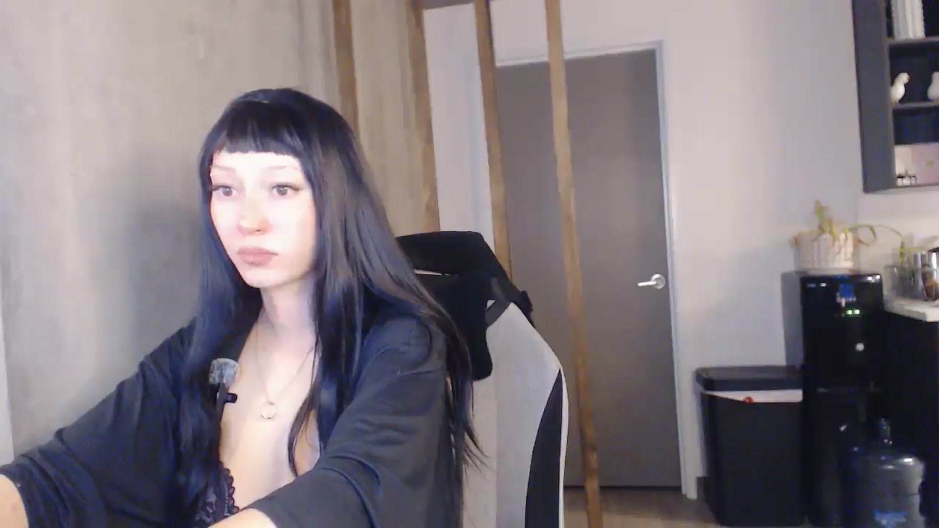 Gallery image thumbnail from MissMegatron's myfreecams stream on, 11/01/2025, 01:30 image 11 of 20
