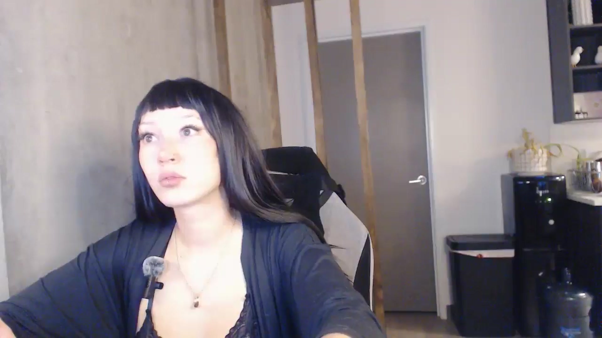 Gallery image thumbnail from MissMegatron's myfreecams stream on, 11/01/2025, 01:30 image 19 of 20