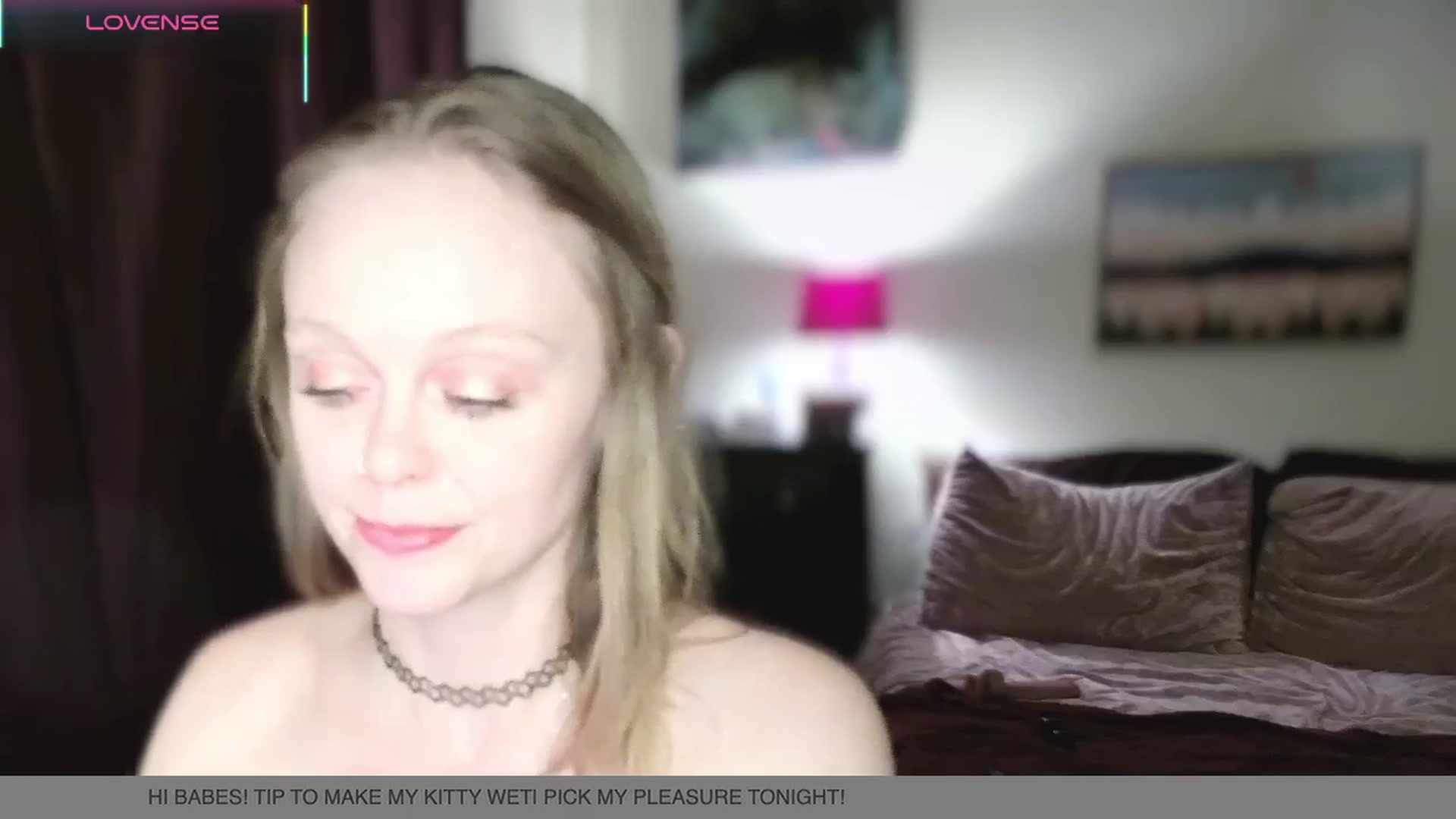 Gallery image thumbnail from MissMelodyLou's myfreecams stream on, 01/06/2026, 08:22 image 13 of 20