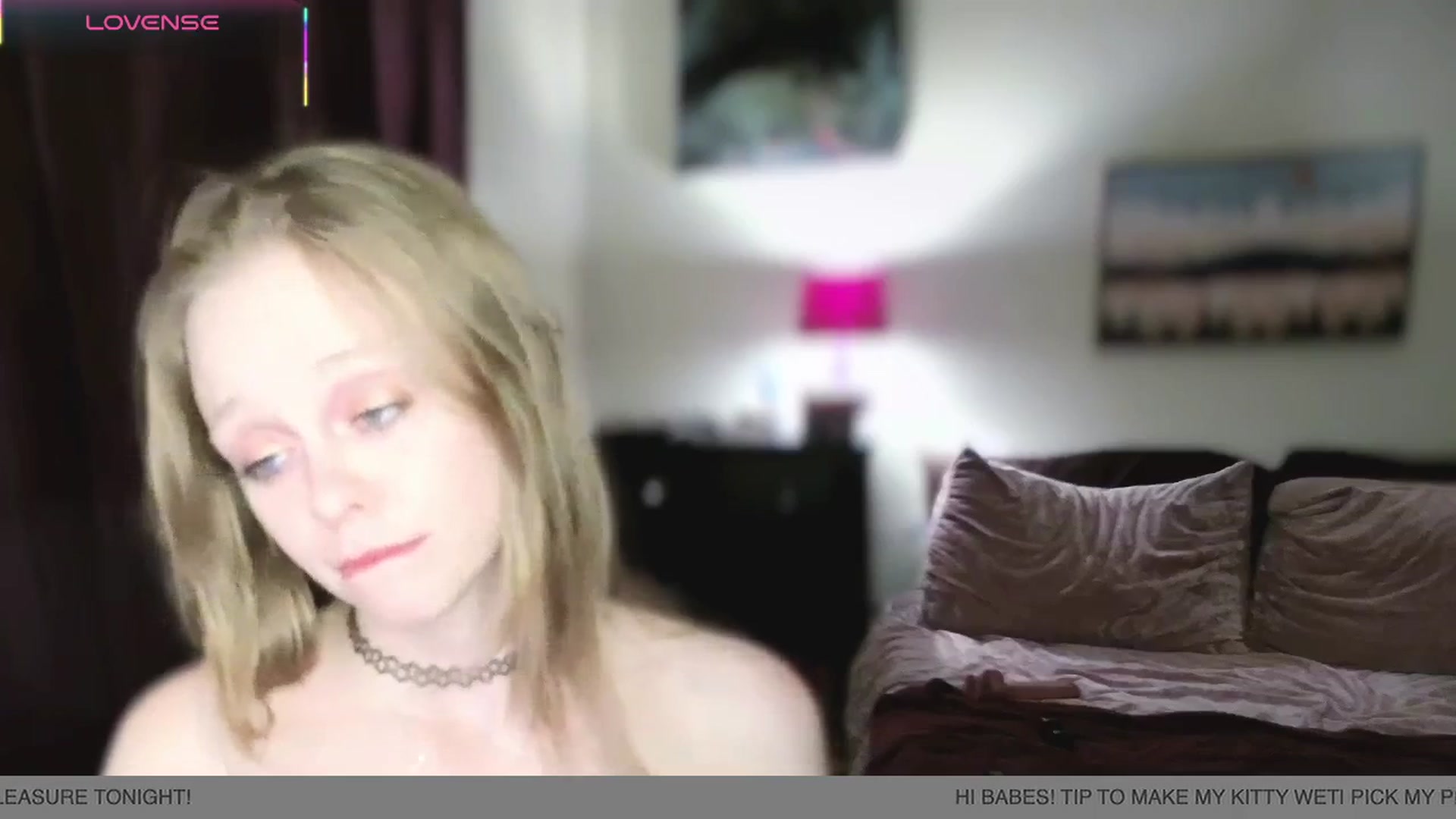 Gallery image thumbnail from MissMelodyLou's myfreecams stream on, 01/06/2026, 08:22 image 10 of 20