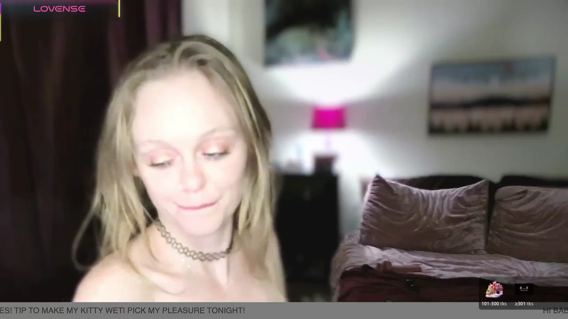 Gallery image thumbnail from MissMelodyLou's myfreecams stream on, 01/06/2026, 08:22 image 12 of 20