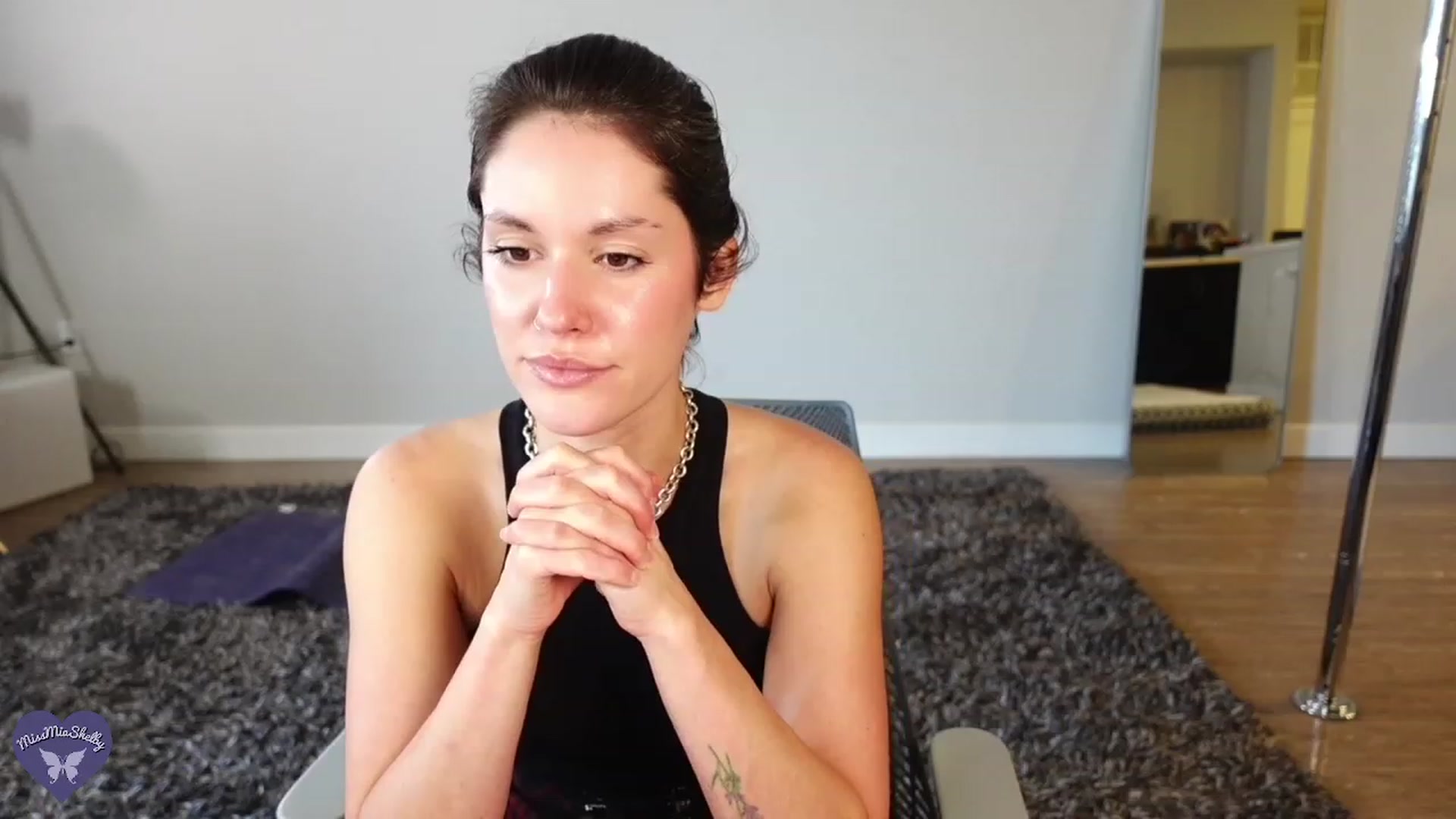 Gallery image thumbnail from MissMiaShelby's myfreecams stream on, 10/20/2023, 20:58 image 10 of 20