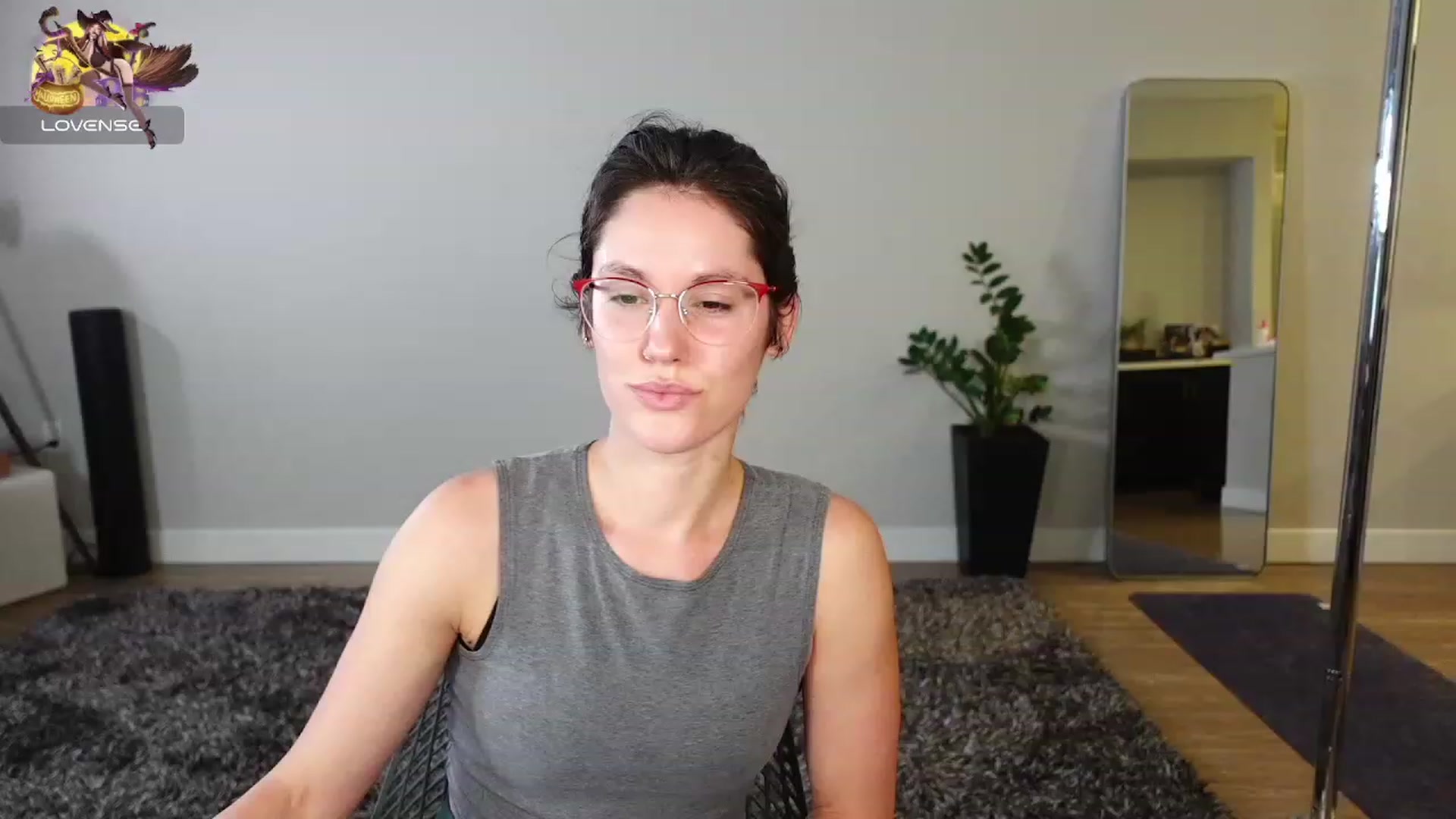Gallery image thumbnail from MissMiaShelby's myfreecams stream on, 10/31/2023, 04:16 image 16 of 20