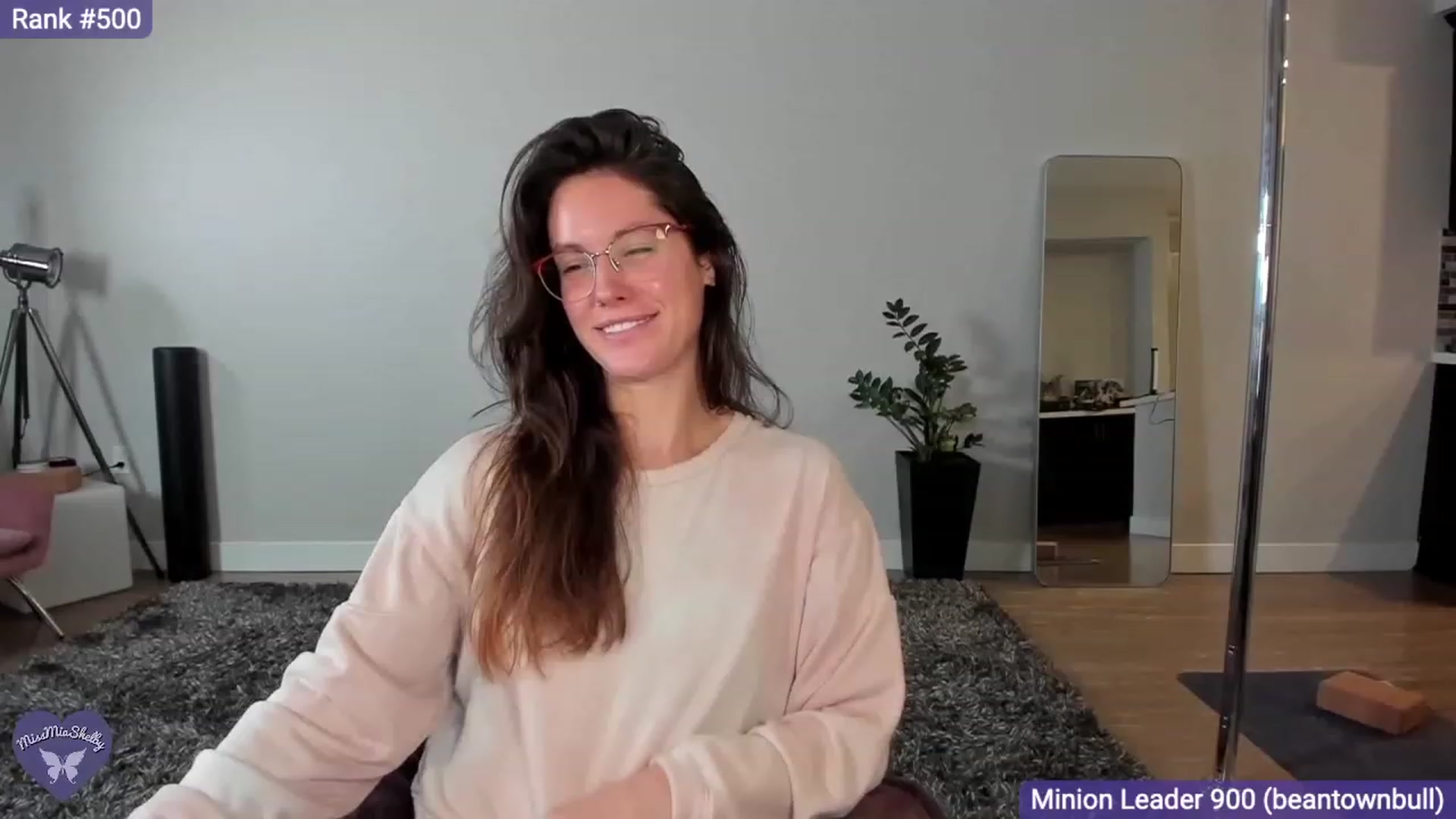 Gallery image thumbnail from MissMiaShelby's myfreecams stream on, 11/06/2023, 02:57 image 1 of 20