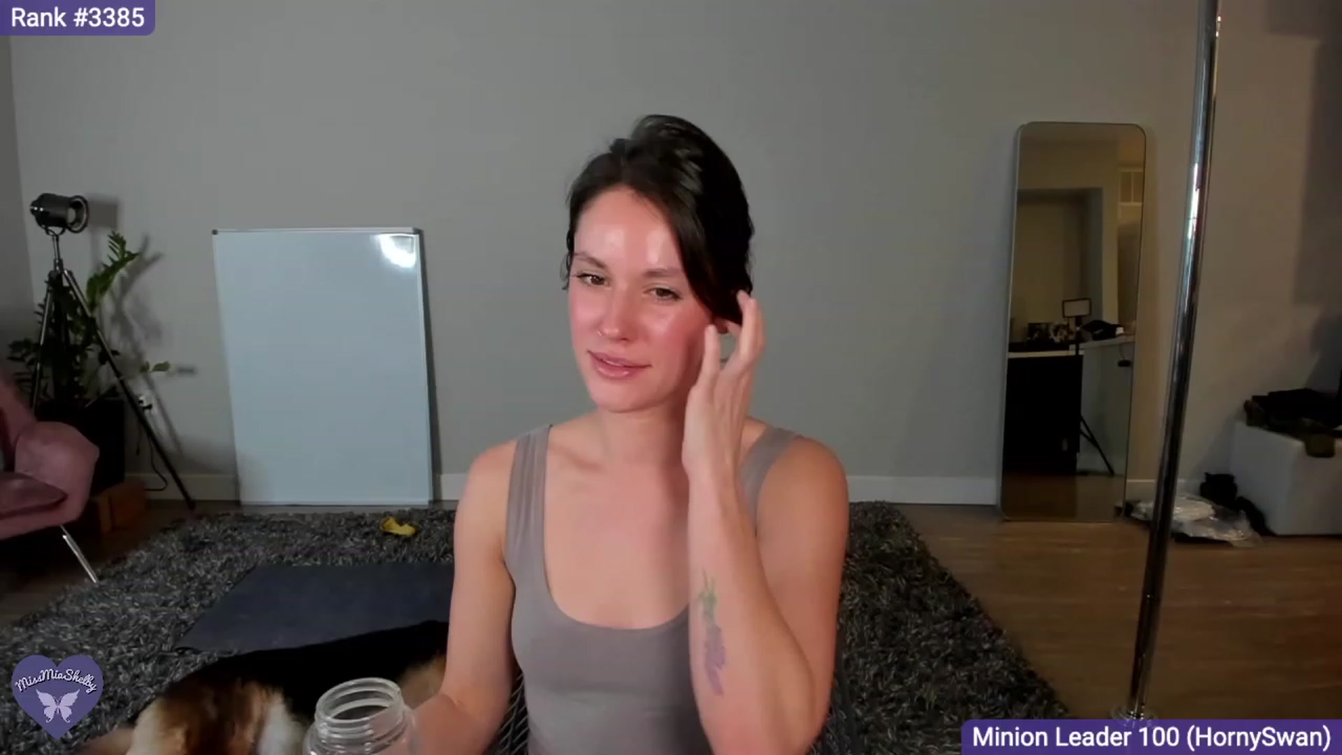 Gallery image thumbnail from MissMiaShelby's myfreecams stream on, 12/24/2023, 02:16 image 1 of 20