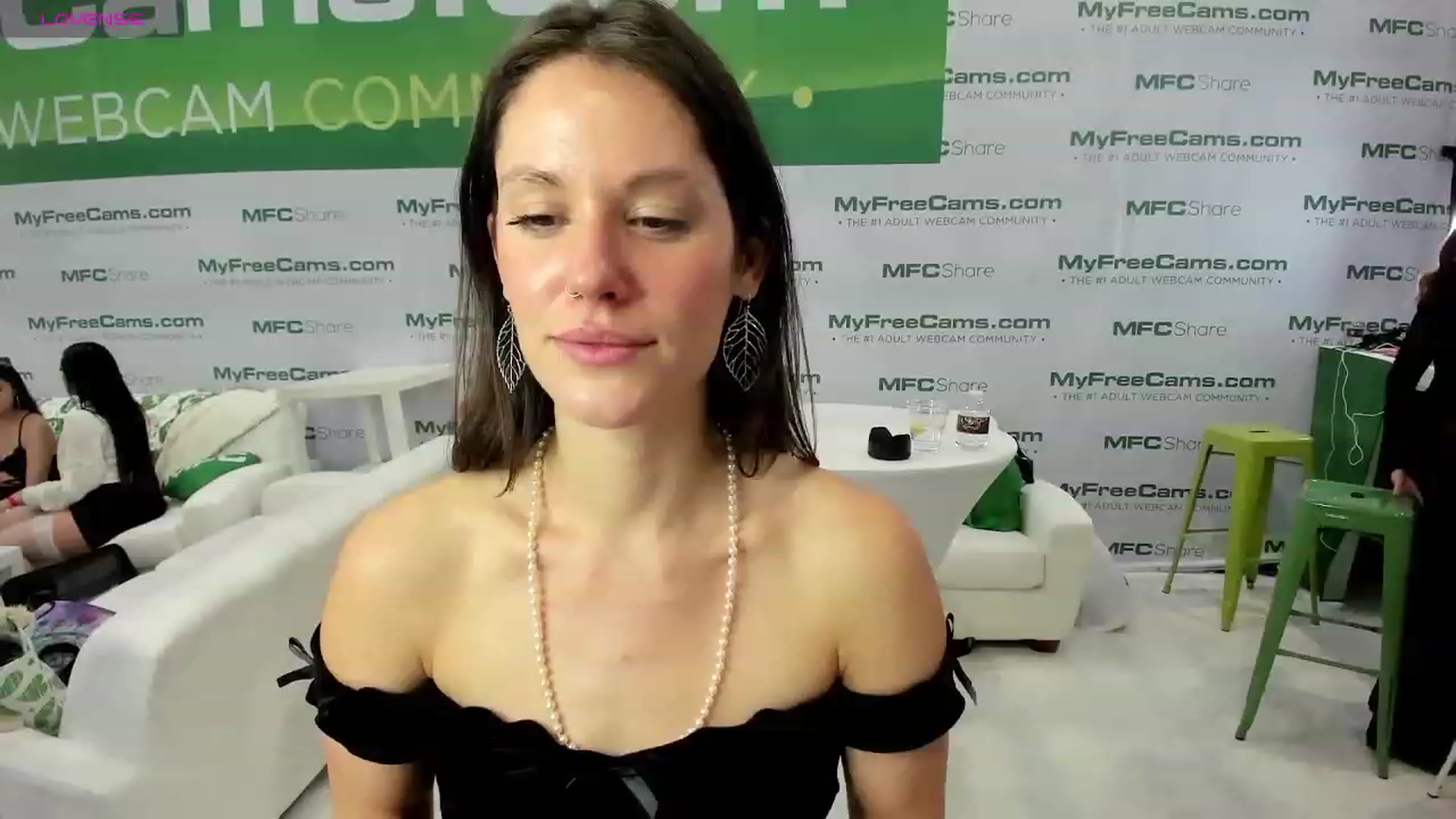 Gallery image thumbnail from MissMiaShelby's myfreecams stream on, 01/26/2024, 23:34 image 17 of 20