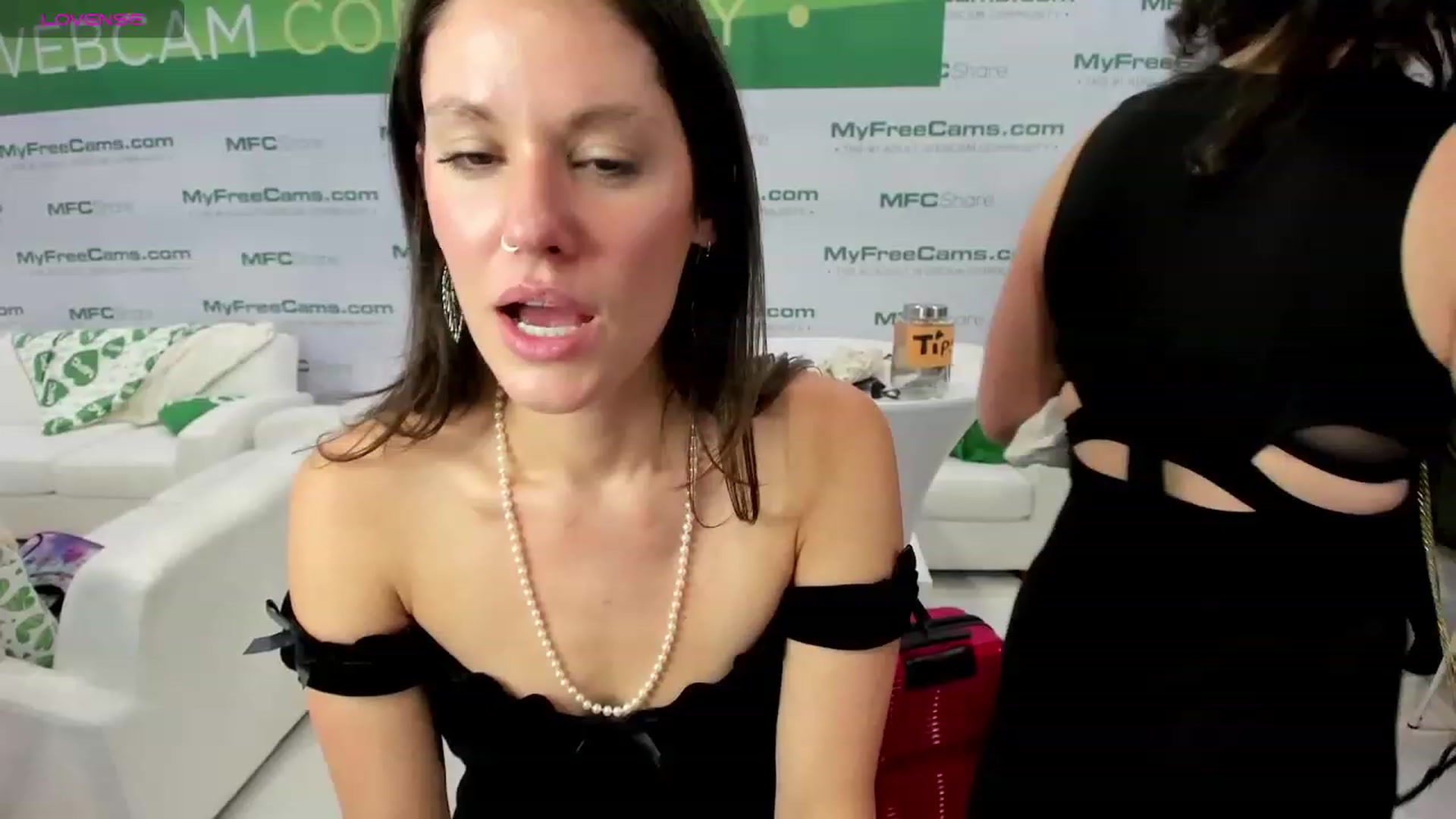 Gallery image thumbnail from MissMiaShelby's myfreecams stream on, 01/26/2024, 23:34 image 13 of 20