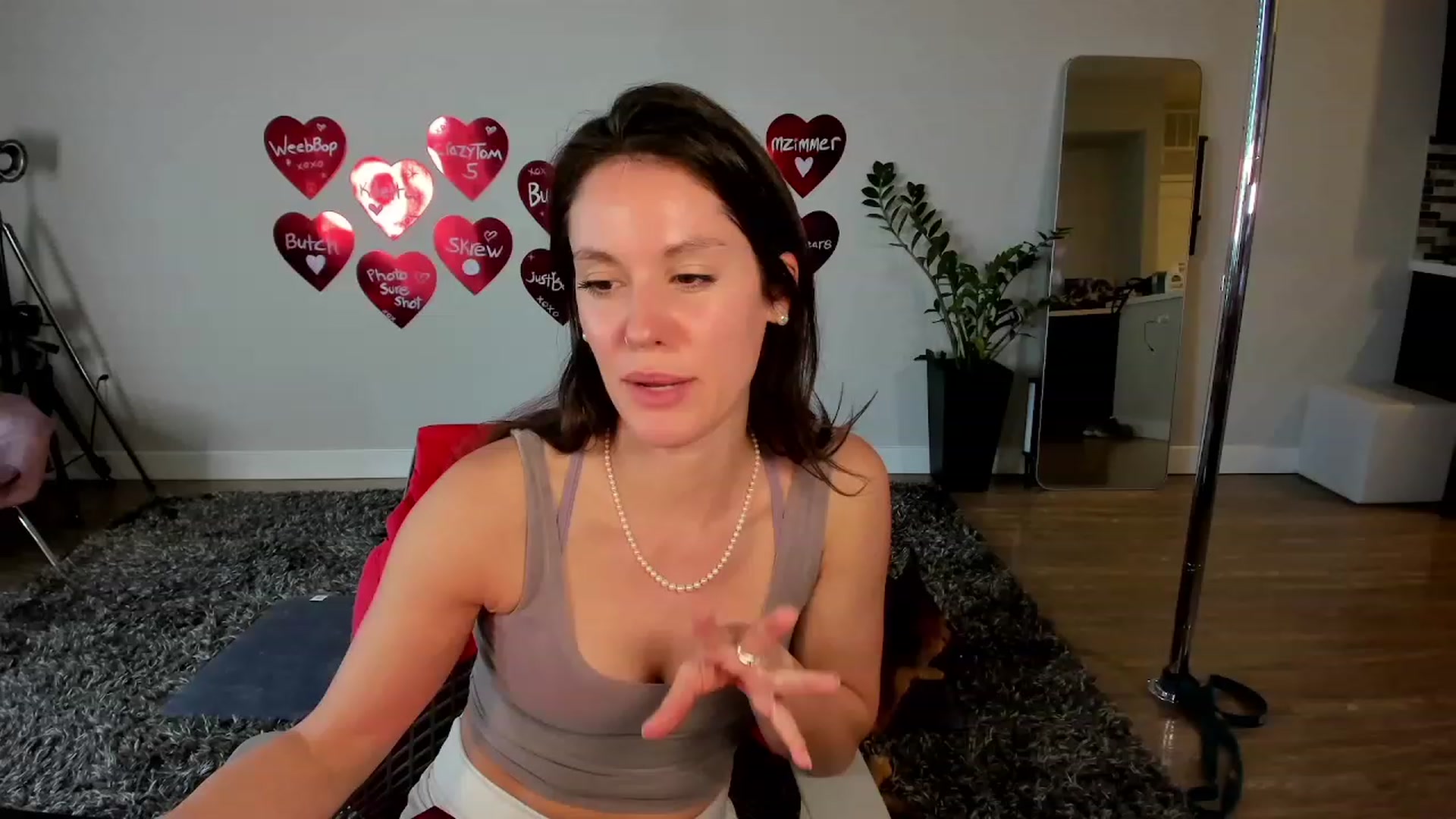 Gallery image thumbnail from MissMiaShelby's myfreecams stream on, 02/11/2024, 24:02 image 13 of 20