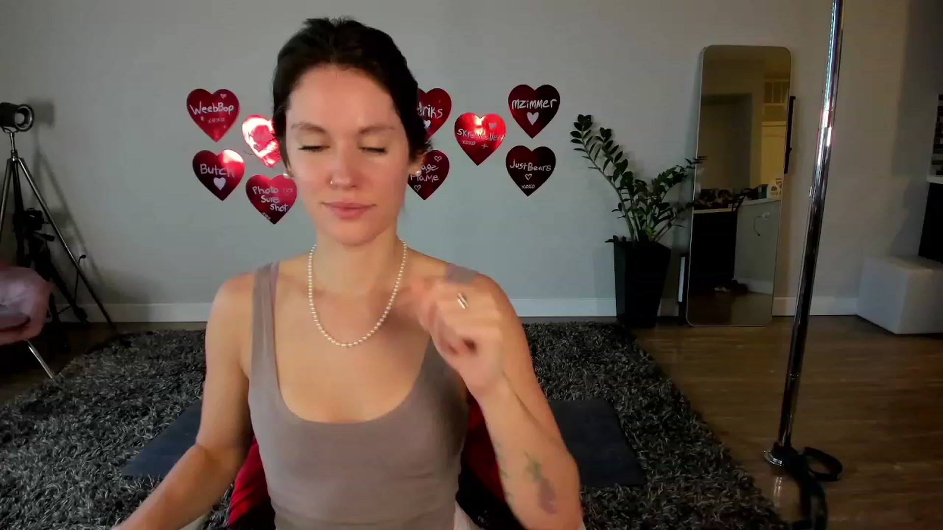 Gallery image thumbnail from MissMiaShelby's myfreecams stream on, 02/11/2024, 24:02 image 6 of 20