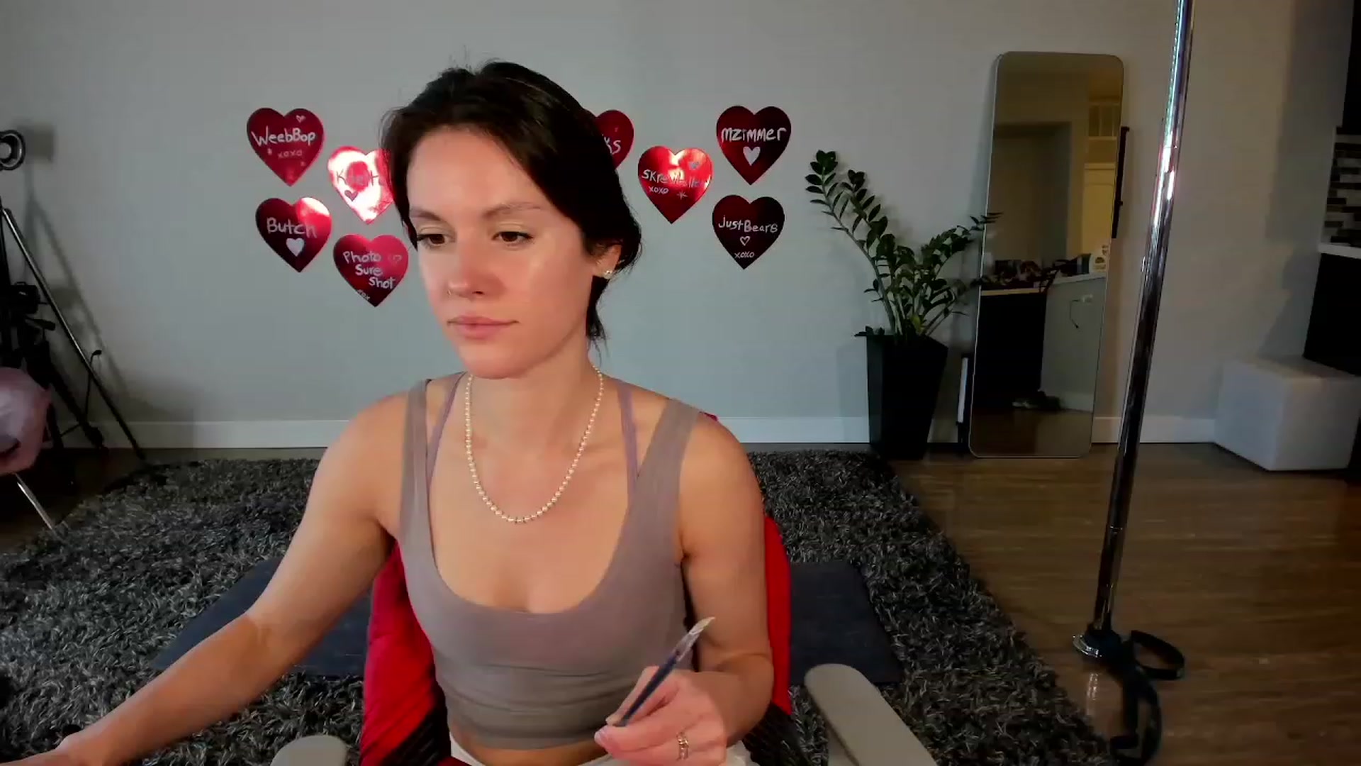 Gallery image thumbnail from MissMiaShelby's myfreecams stream on, 02/11/2024, 24:02 image 11 of 20