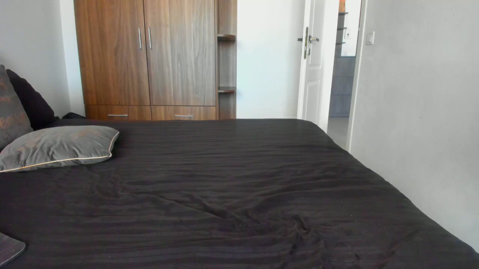 Gallery image thumbnail from MissMiaa's myfreecams stream on, 05/03/2024, 13:06 image 9 of 20