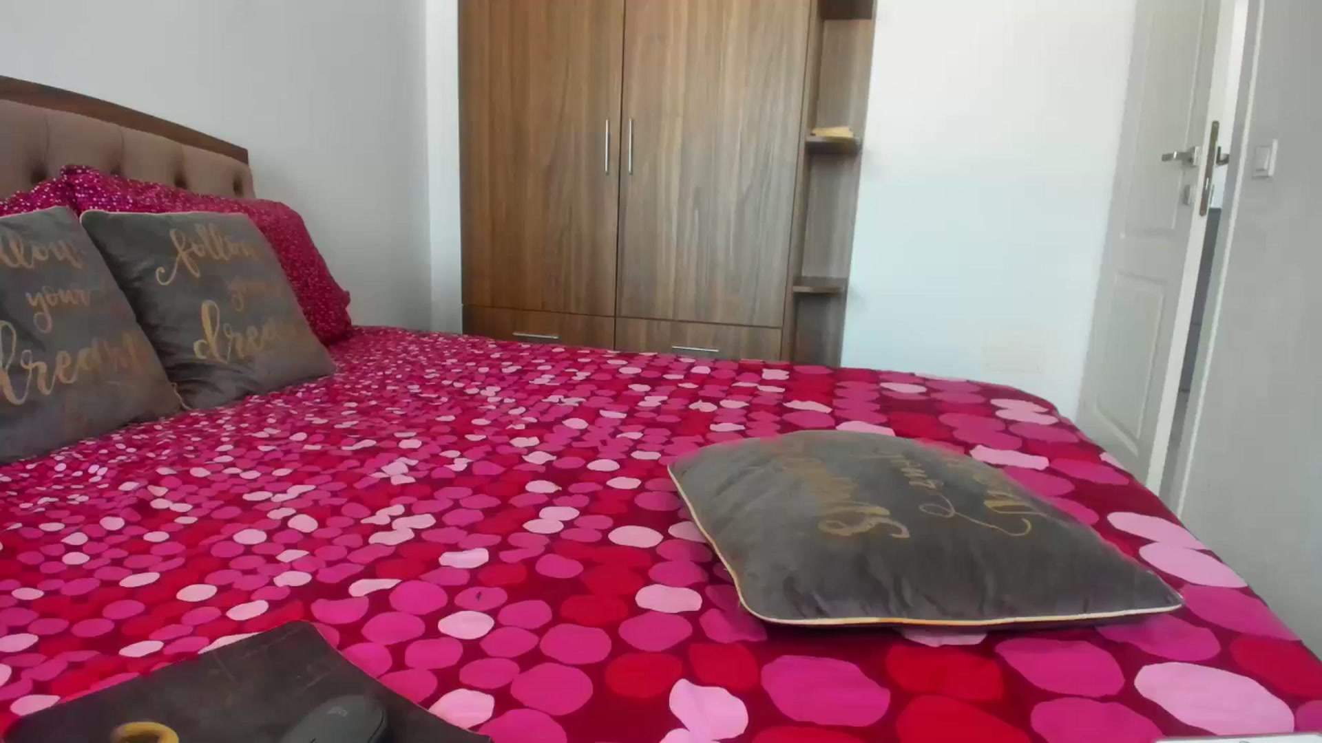 Gallery image thumbnail from MissMiaa's myfreecams stream on, 05/04/2024, 12:32 image 14 of 20