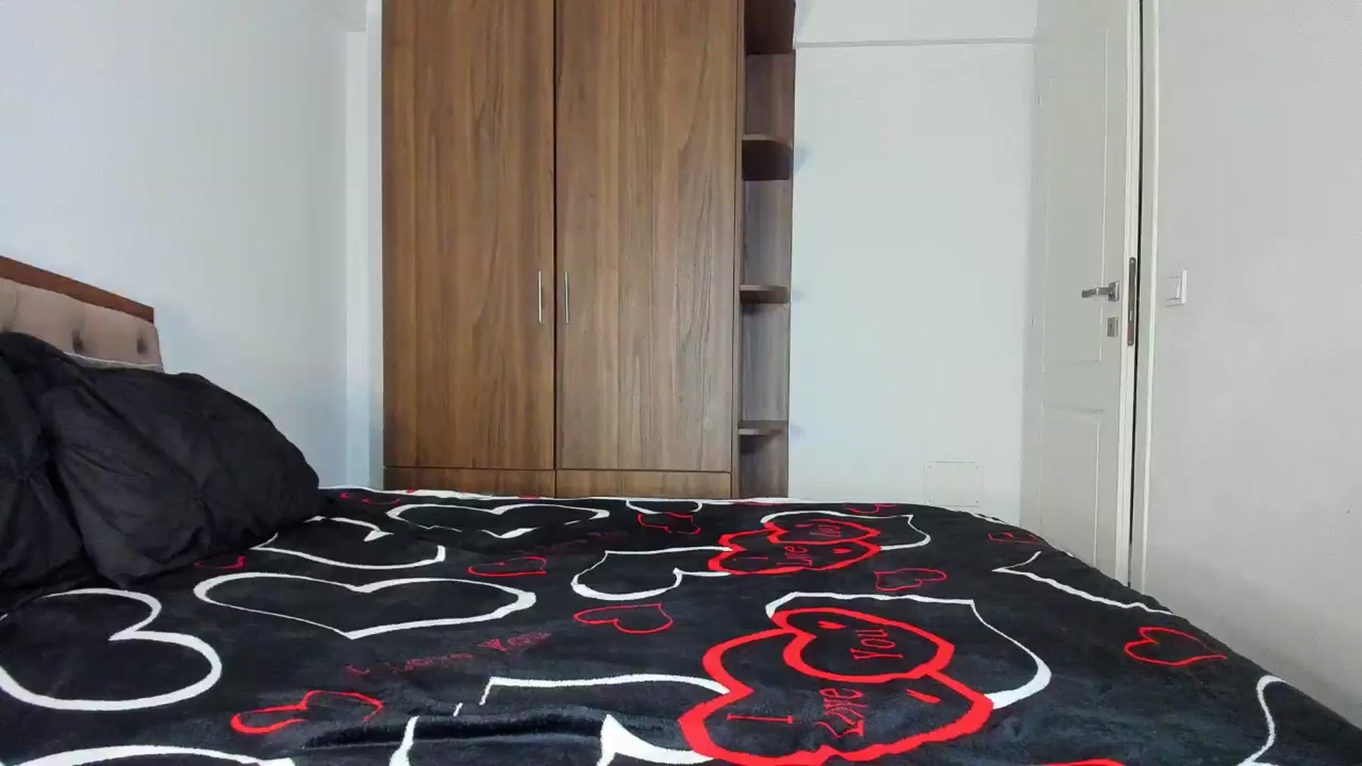 Gallery image thumbnail from MissMiaa's myfreecams stream on, 09/28/2024, 16:41 image 15 of 20