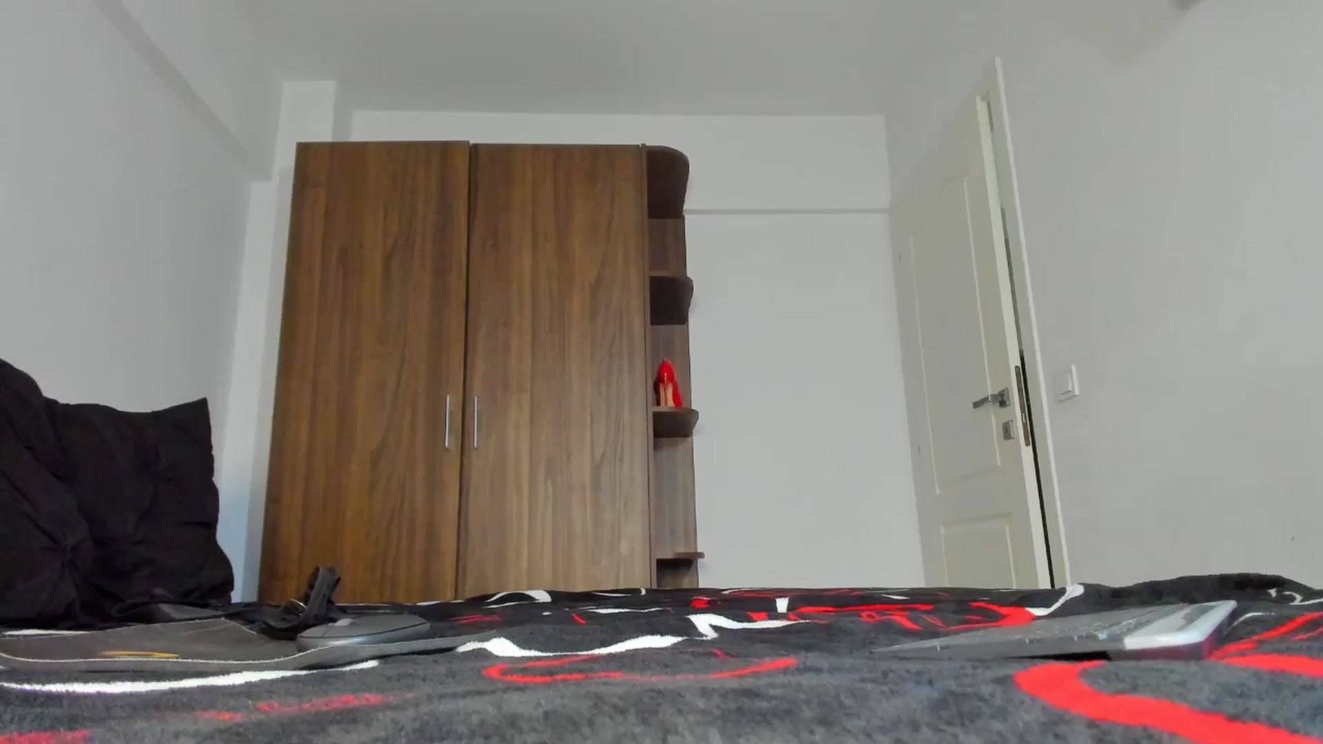 Gallery image thumbnail from MissMiaa's myfreecams stream on, 09/29/2024, 17:30 image 17 of 20