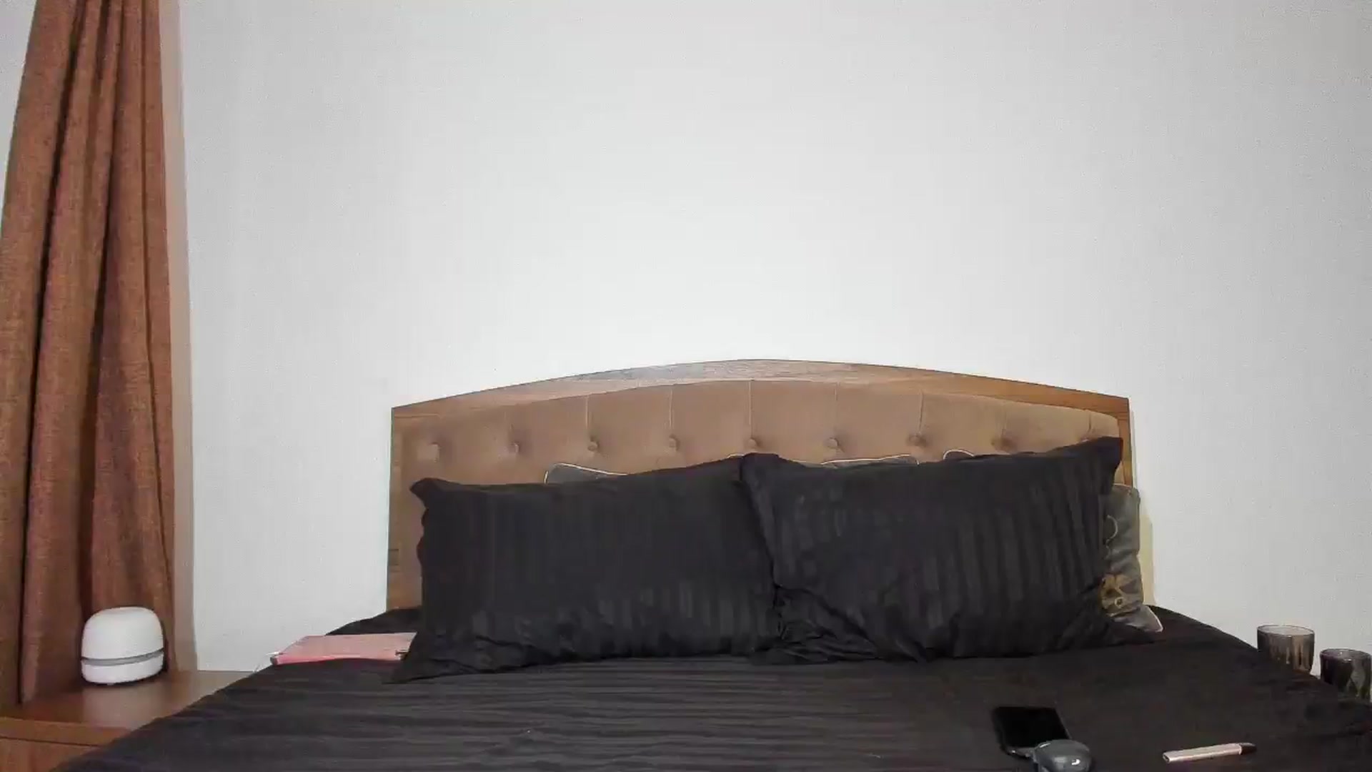 Gallery image thumbnail from MissMiaa's myfreecams stream on, 11/28/2024, 18:31 image 17 of 20