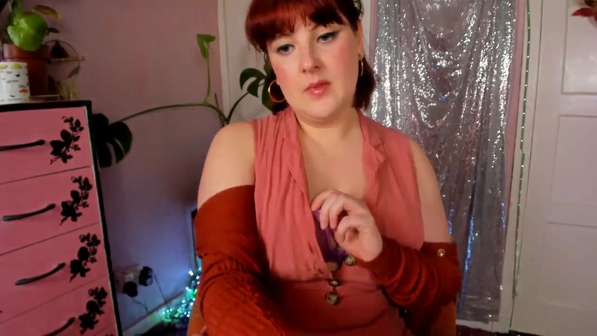 Gallery image thumbnail from MissMimiRose's myfreecams stream on, 02/27/2024, 20:19 image 12 of 20
